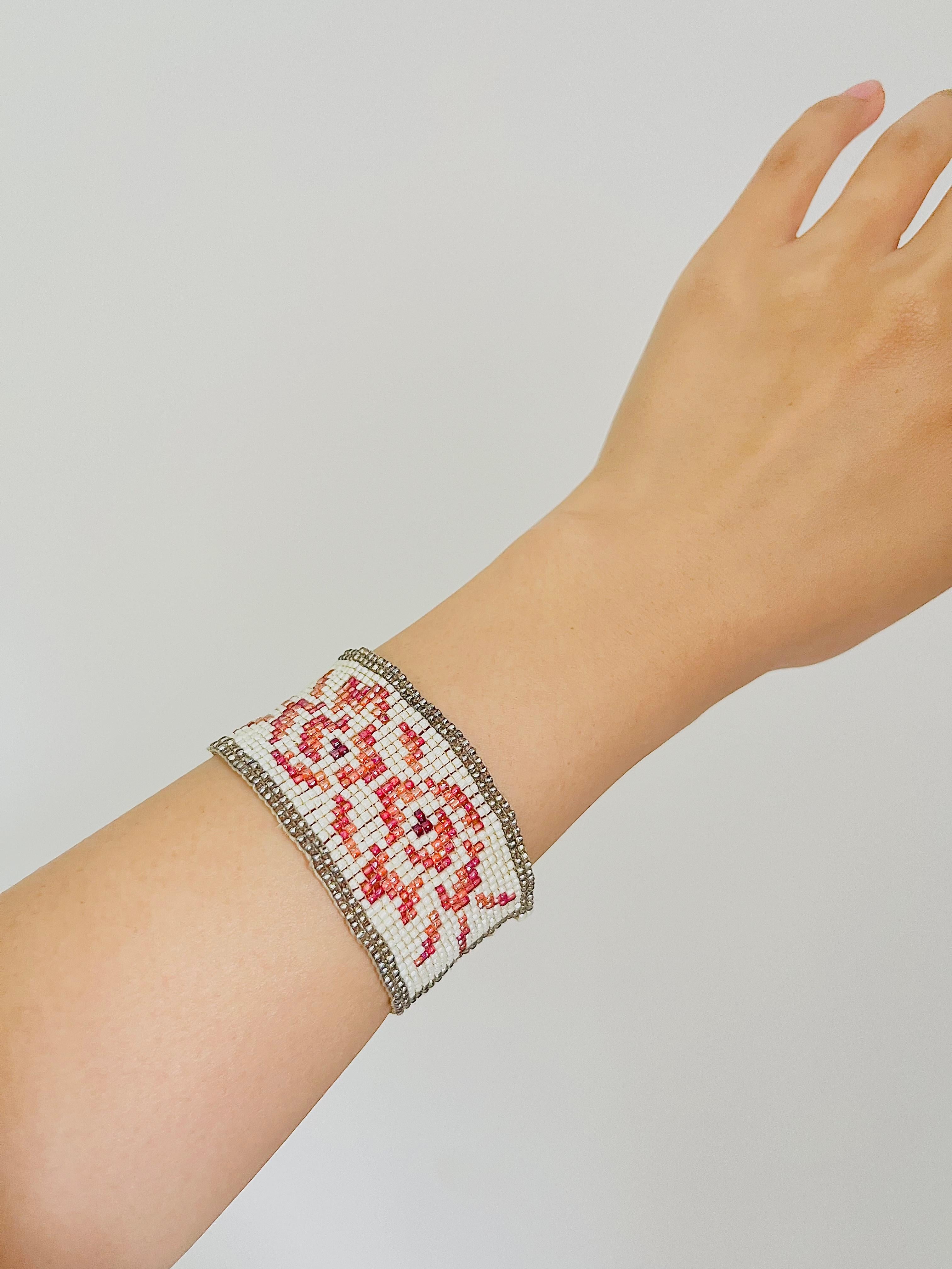 Christian Dior by John Galliano Masai 1997 Beads White Red Pink Flower Bracelet For Sale 3