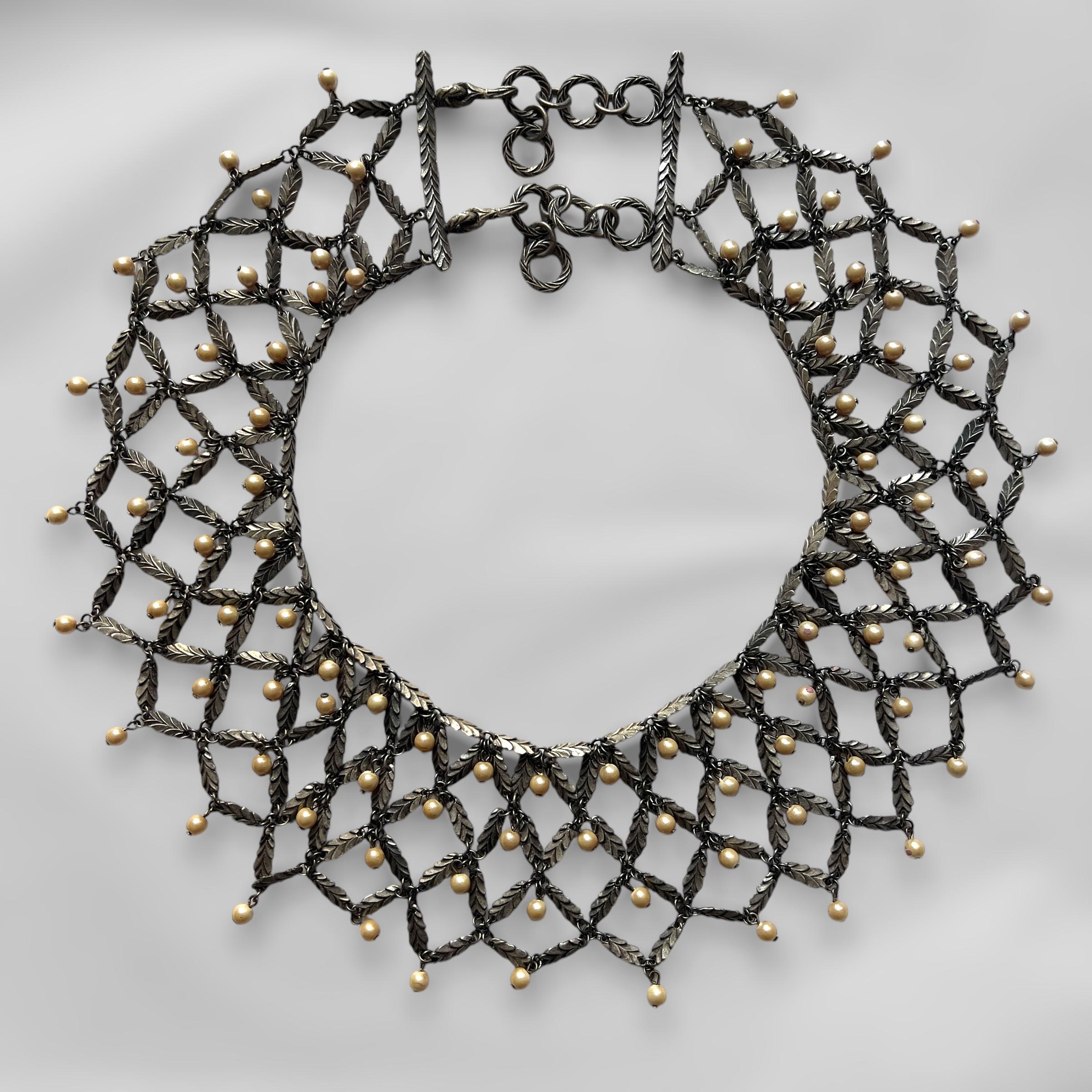 Christian Galliano for Christian Dior, Set di gioielli con perle e foglie, Circa 1998 in vendita 11