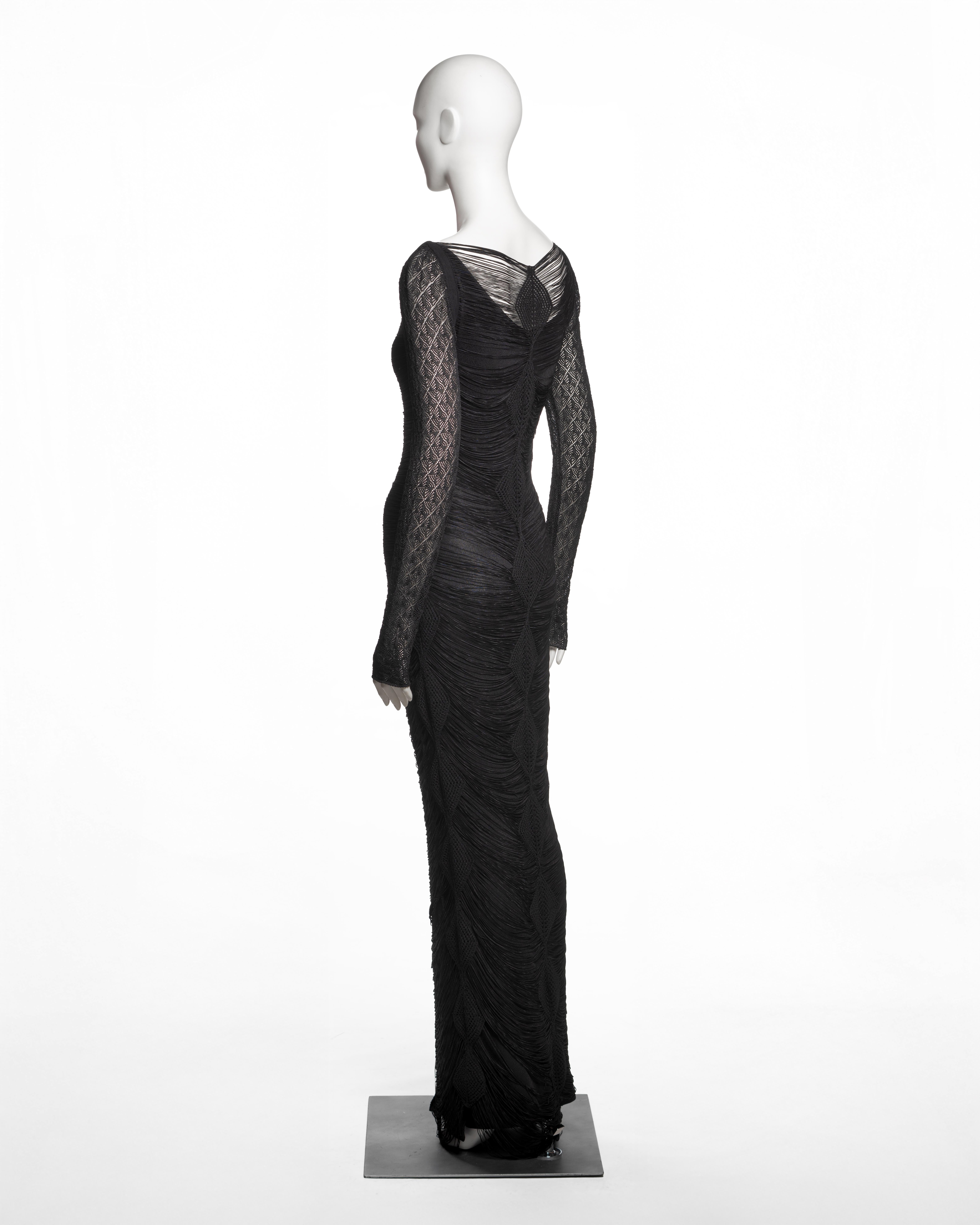 Christian Galliano for Christian Dior, vestito da sera in maglia di viscosa traforata, SS 1999 in vendita 10