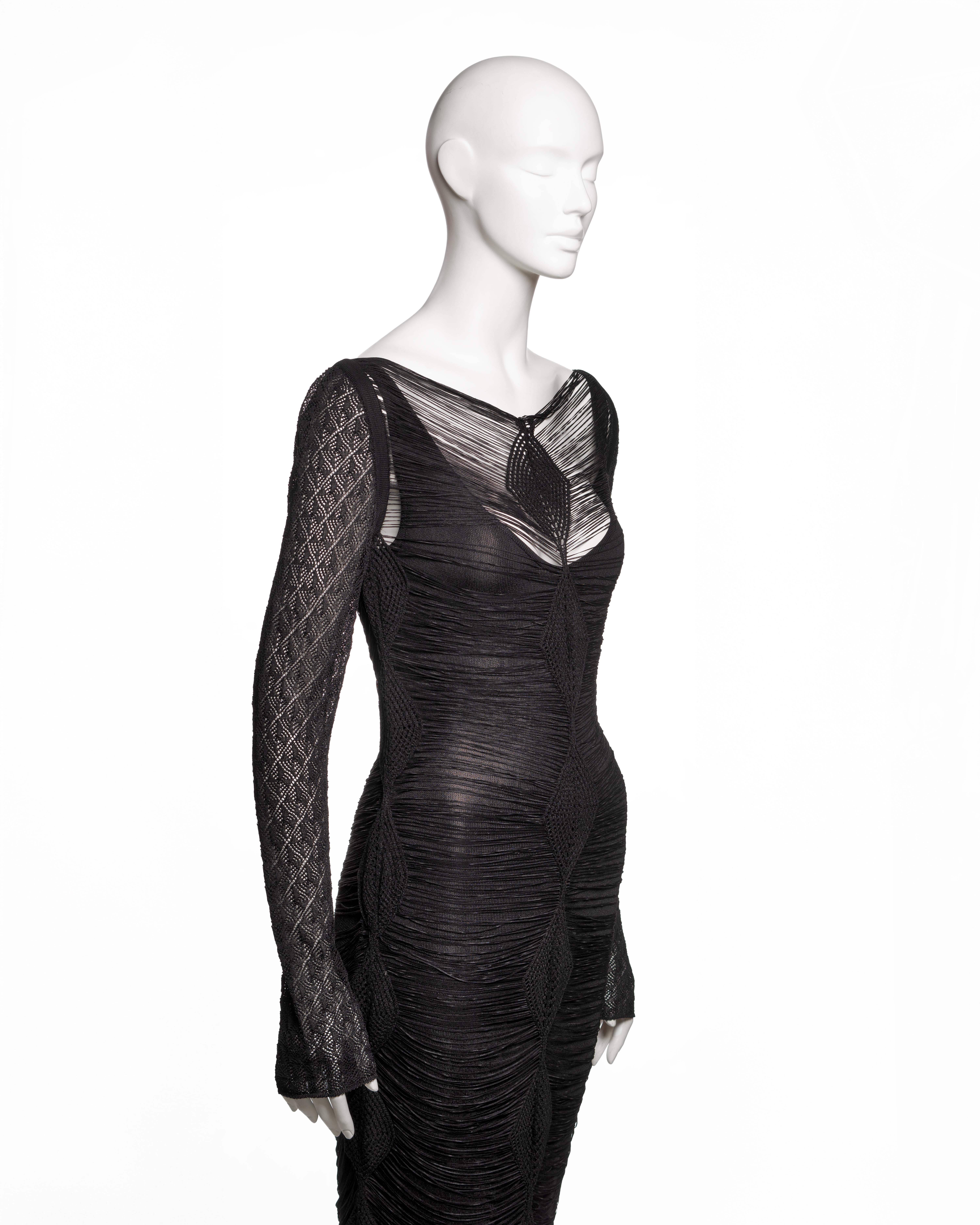 Christian Galliano for Christian Dior, vestito da sera in maglia di viscosa traforata, SS 1999 in vendita 4