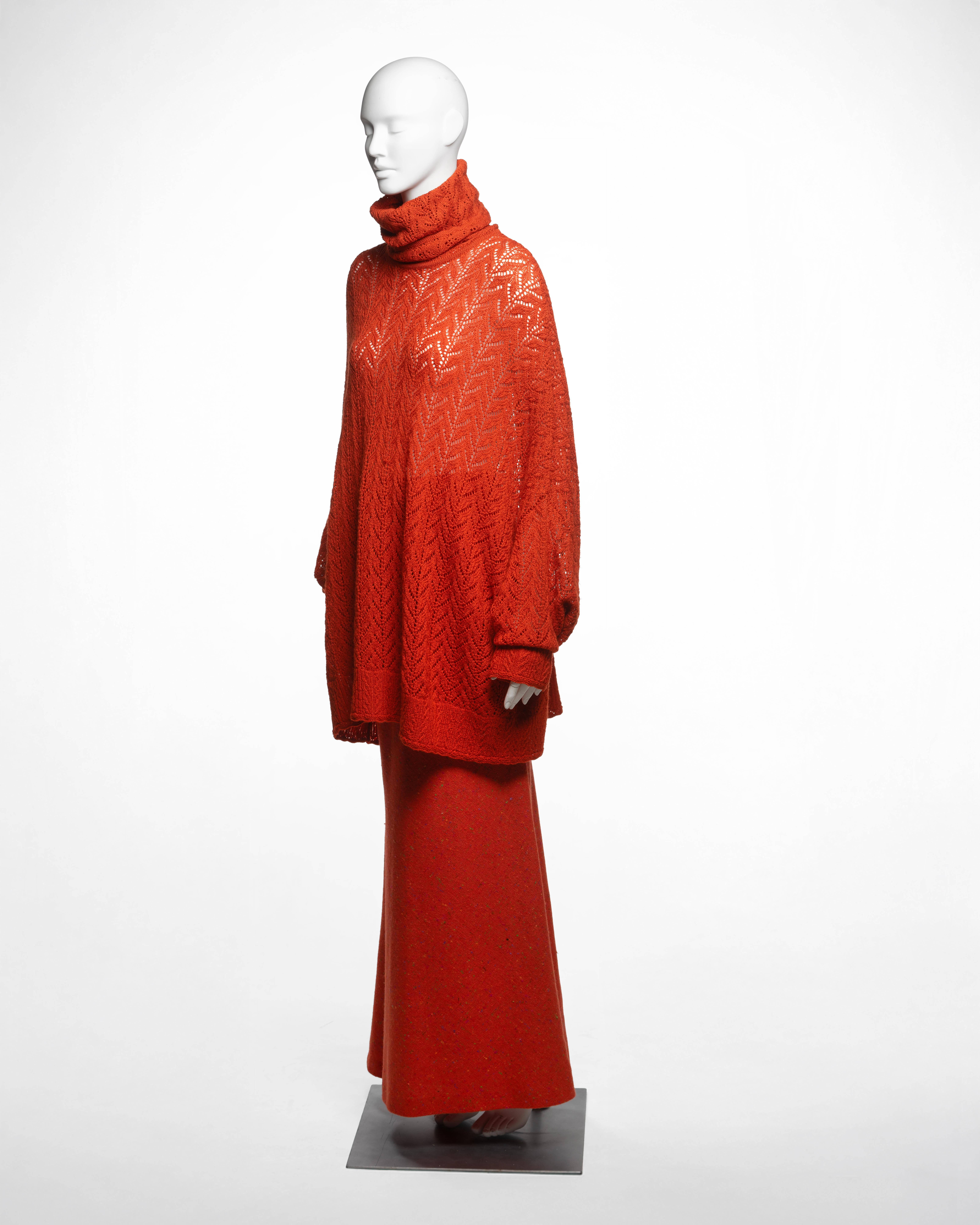 John Galliano for Christian Dior, poncho e gonna in lana arancione, AI 1998 in vendita 5