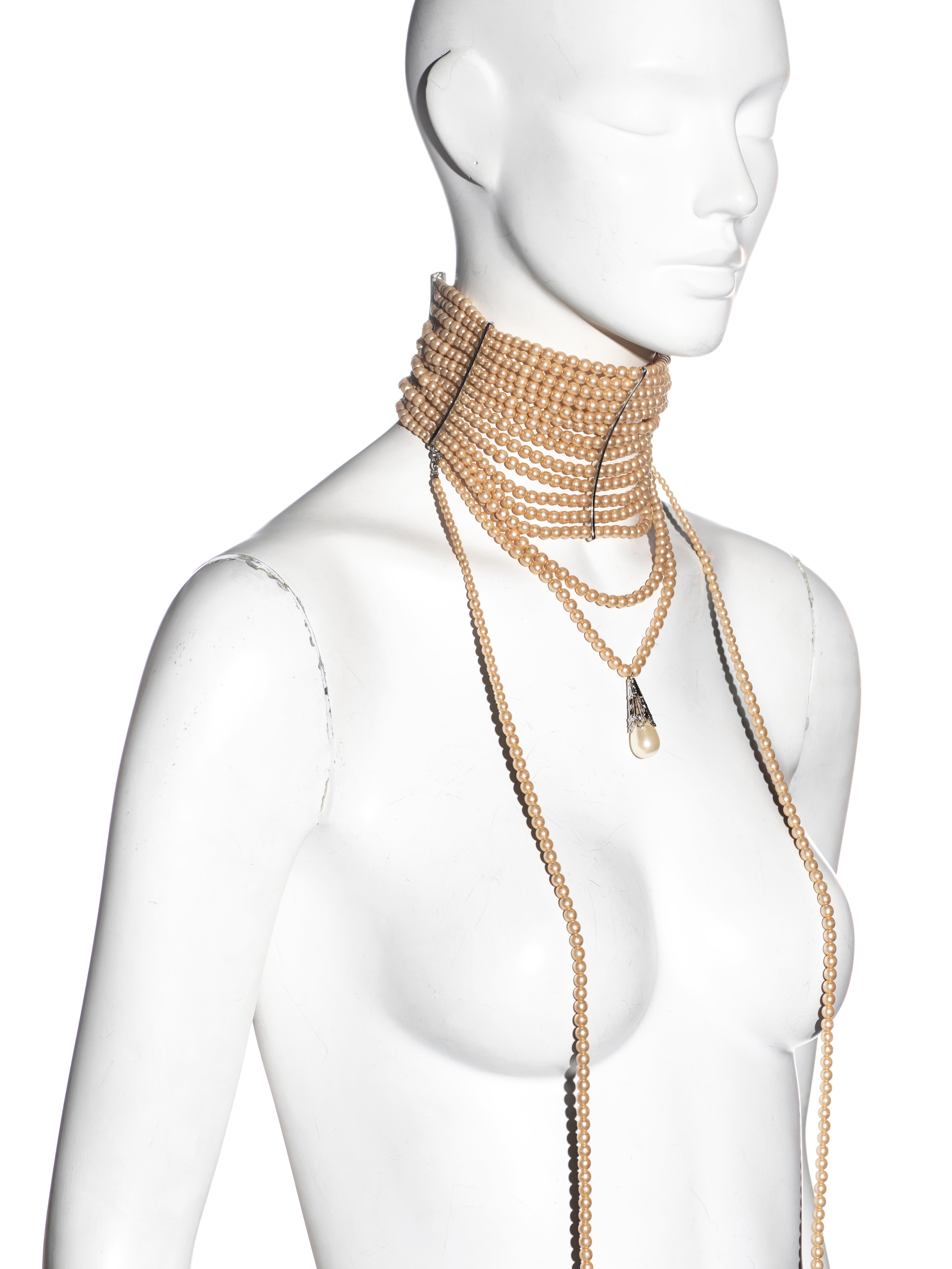 Christian Dior by John Galliano pearl choker necklace, ss 1998 In Excellent Condition In London, GB