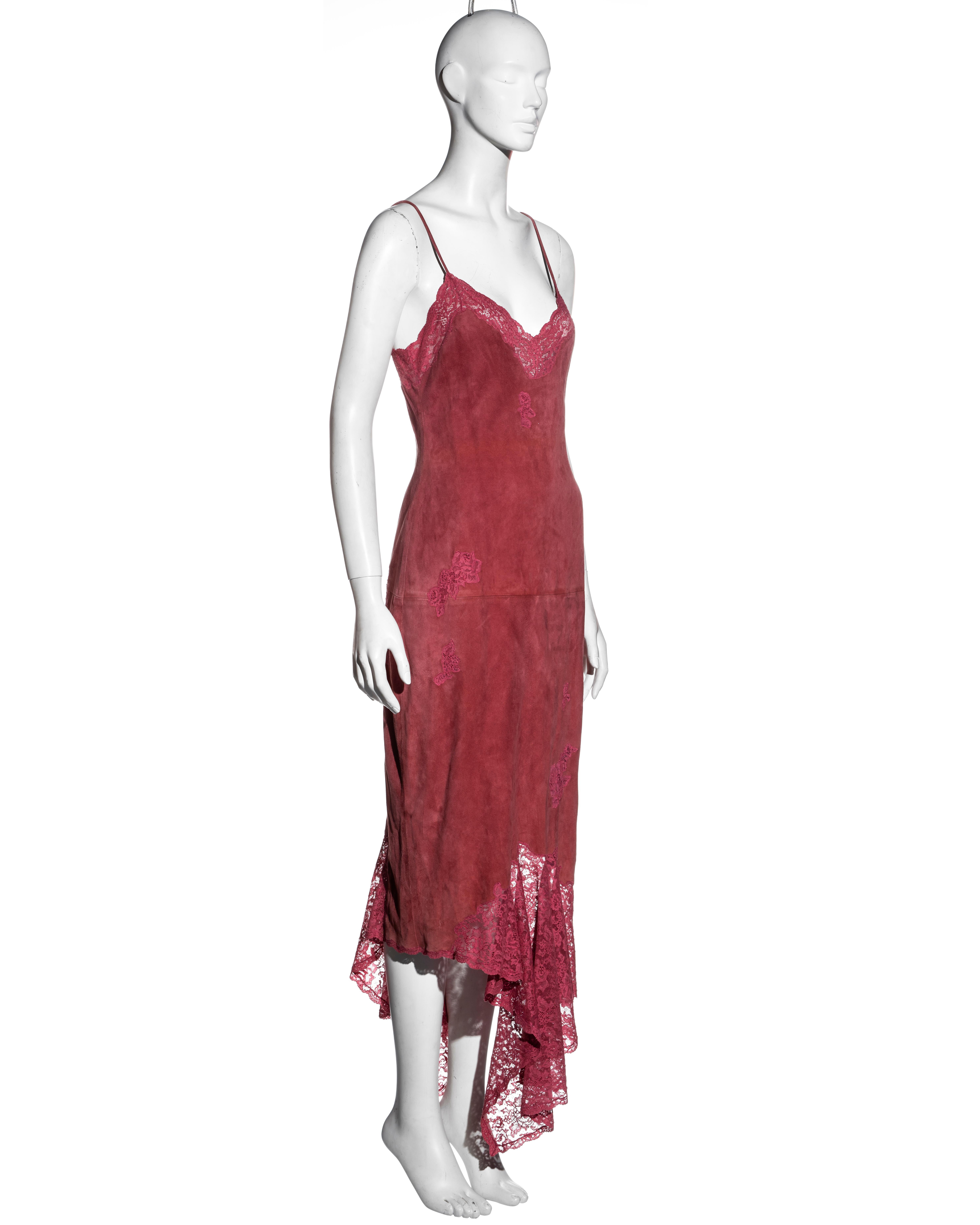 Christian Dior by John Galliano - Robe et veste en daim et dentelle roses, automne-hiver 2000 Pour femmes en vente
