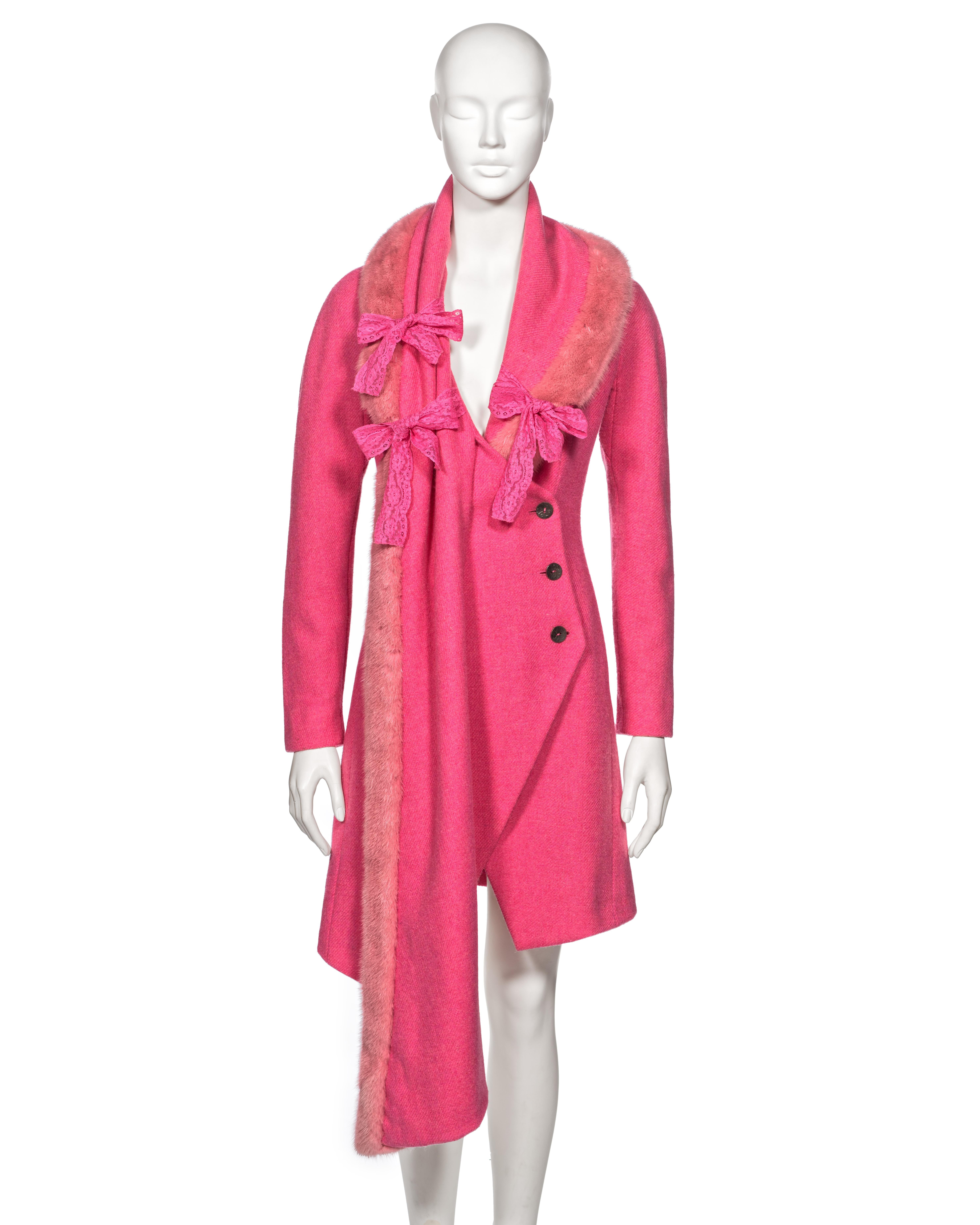 Christian Dior by John Galliano Pink Tweed Coat With Mink Fur Collar, fw 1998 For Sale 9