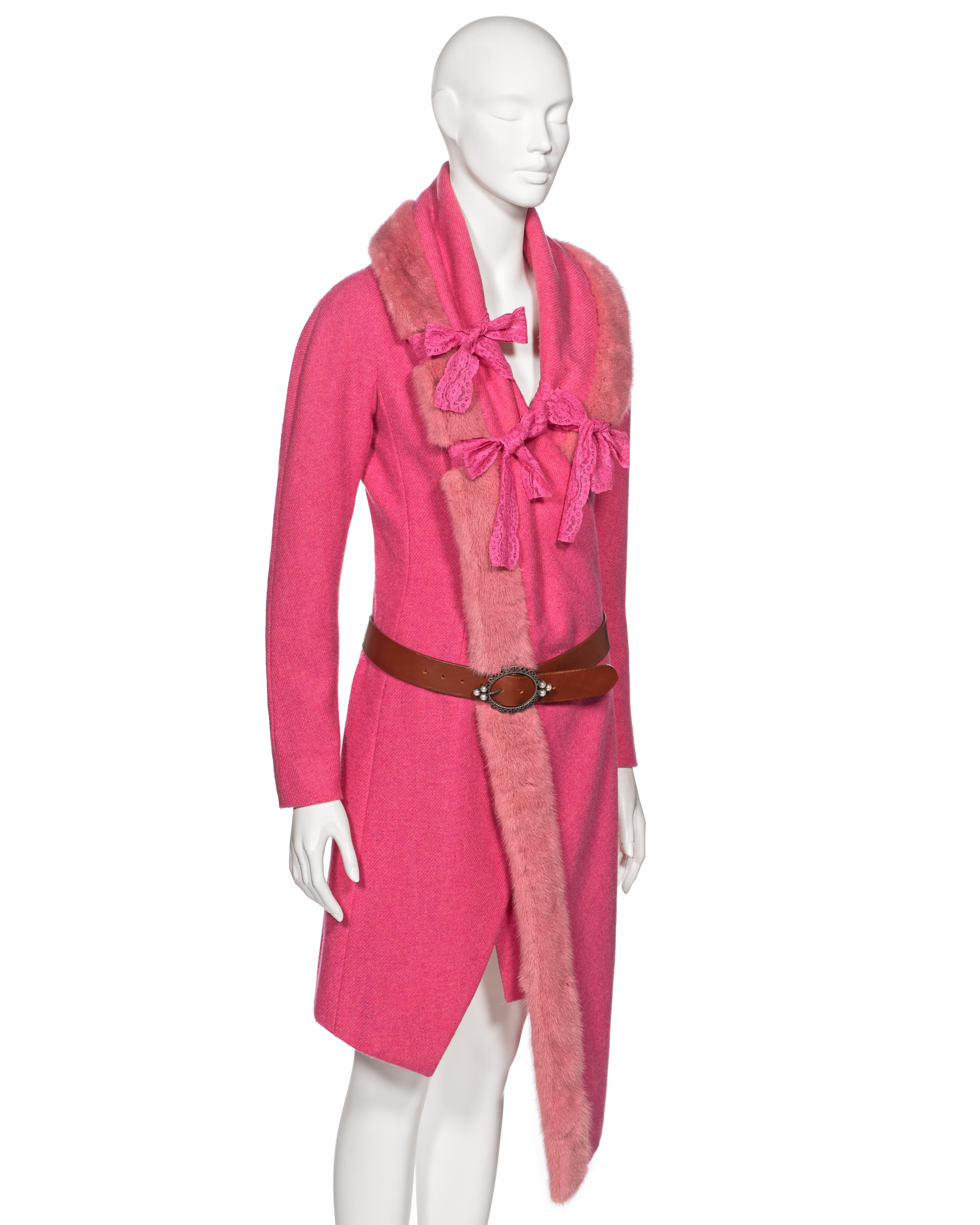Christian Dior by John Galliano Pink Tweed Coat With Mink Fur Collar, fw 1998 For Sale 2