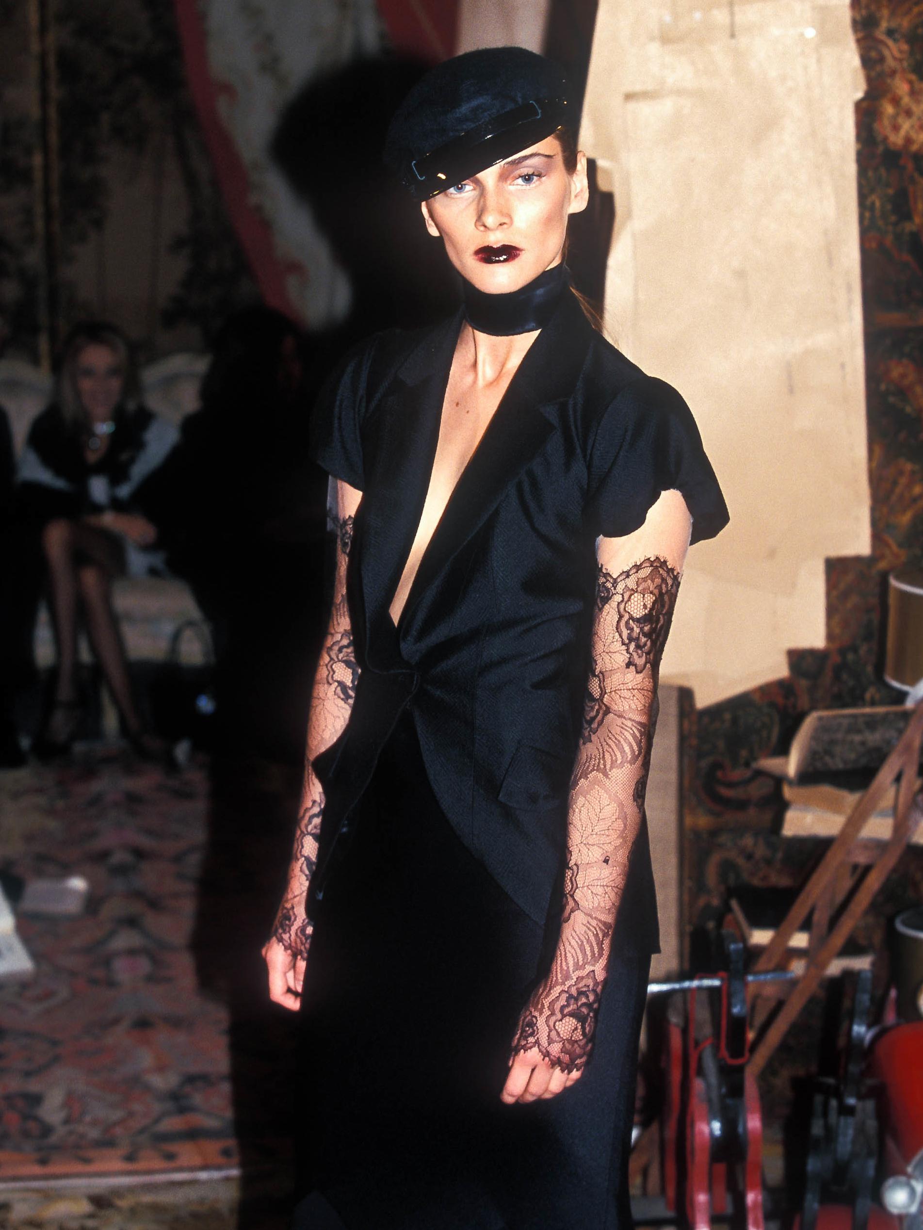 De las mujeres Christian Dior by John Galliano Traje con Falda de Jacquard de Seda Ciruela y Encaje, SS 1999 en venta
