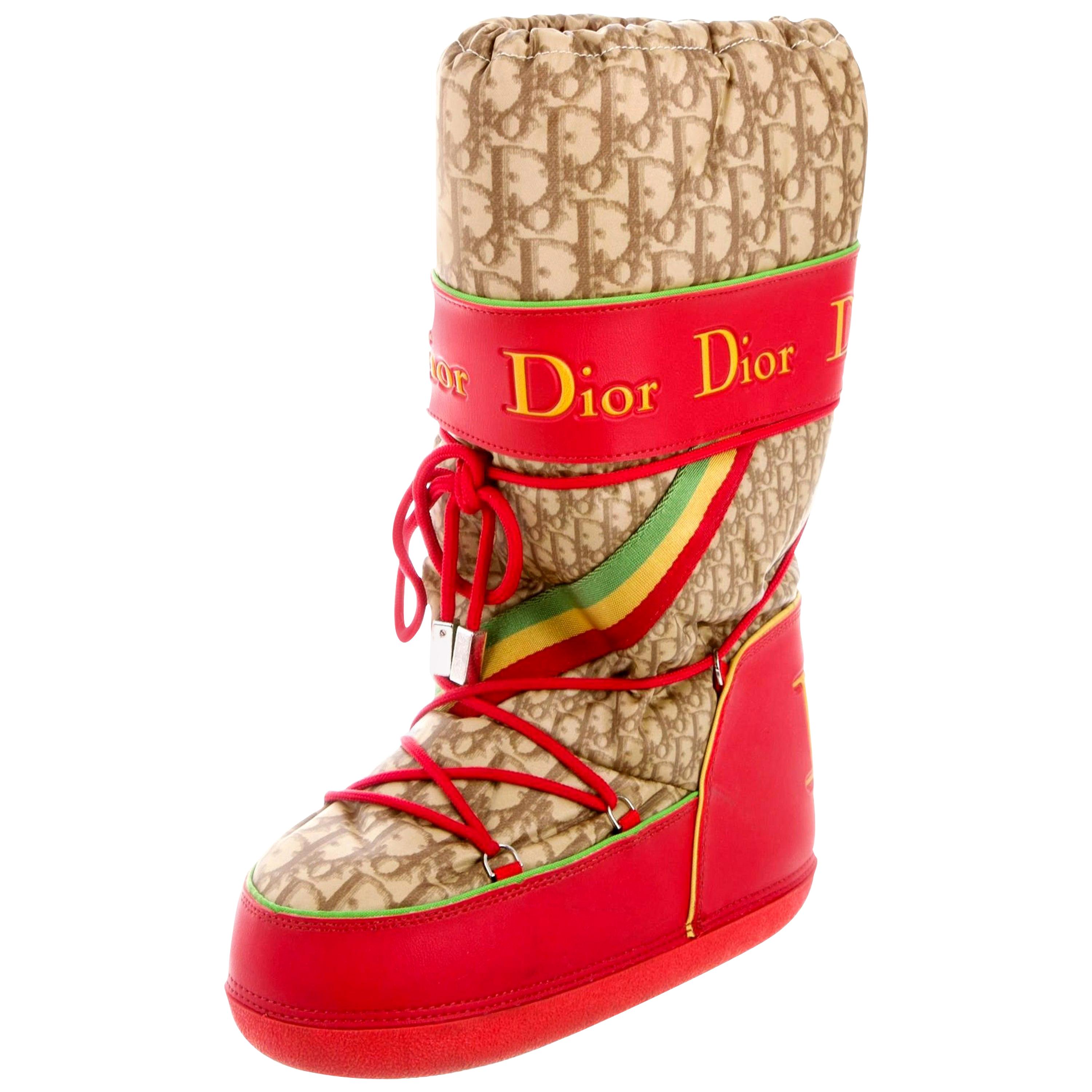 Christian Dior by John Galliano Rasta Diorissimo Logo Moon Snow Boots at  1stDibs