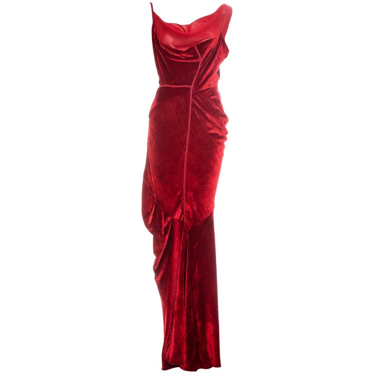 Fall 2006 Christian Dior by John Galliano Runway Look 41 Red Velvet Dress