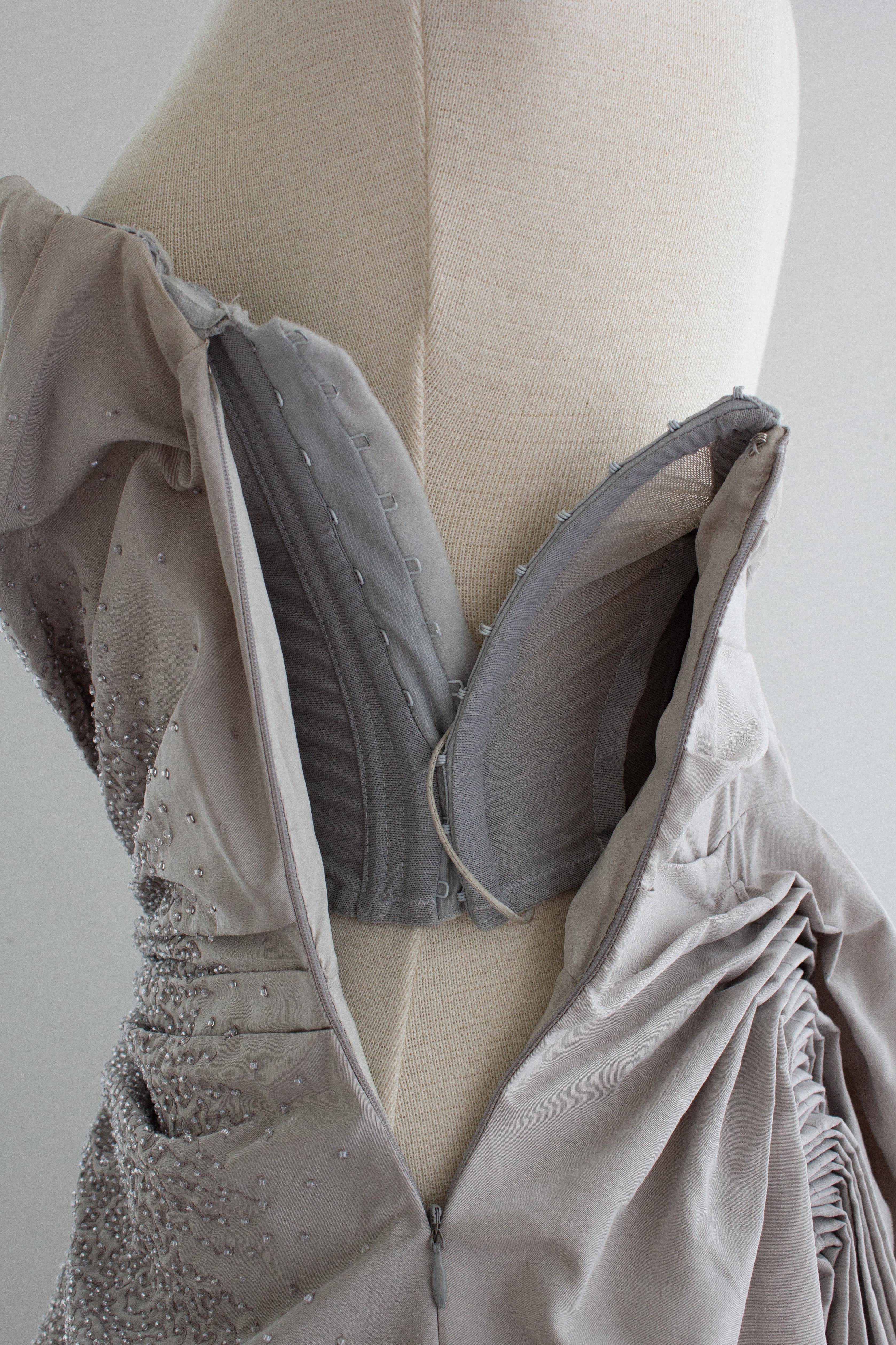 Christian Dior by John Galliano Resort 2008 Graues verschönertes, drapiertes Abendkleid im Angebot 12