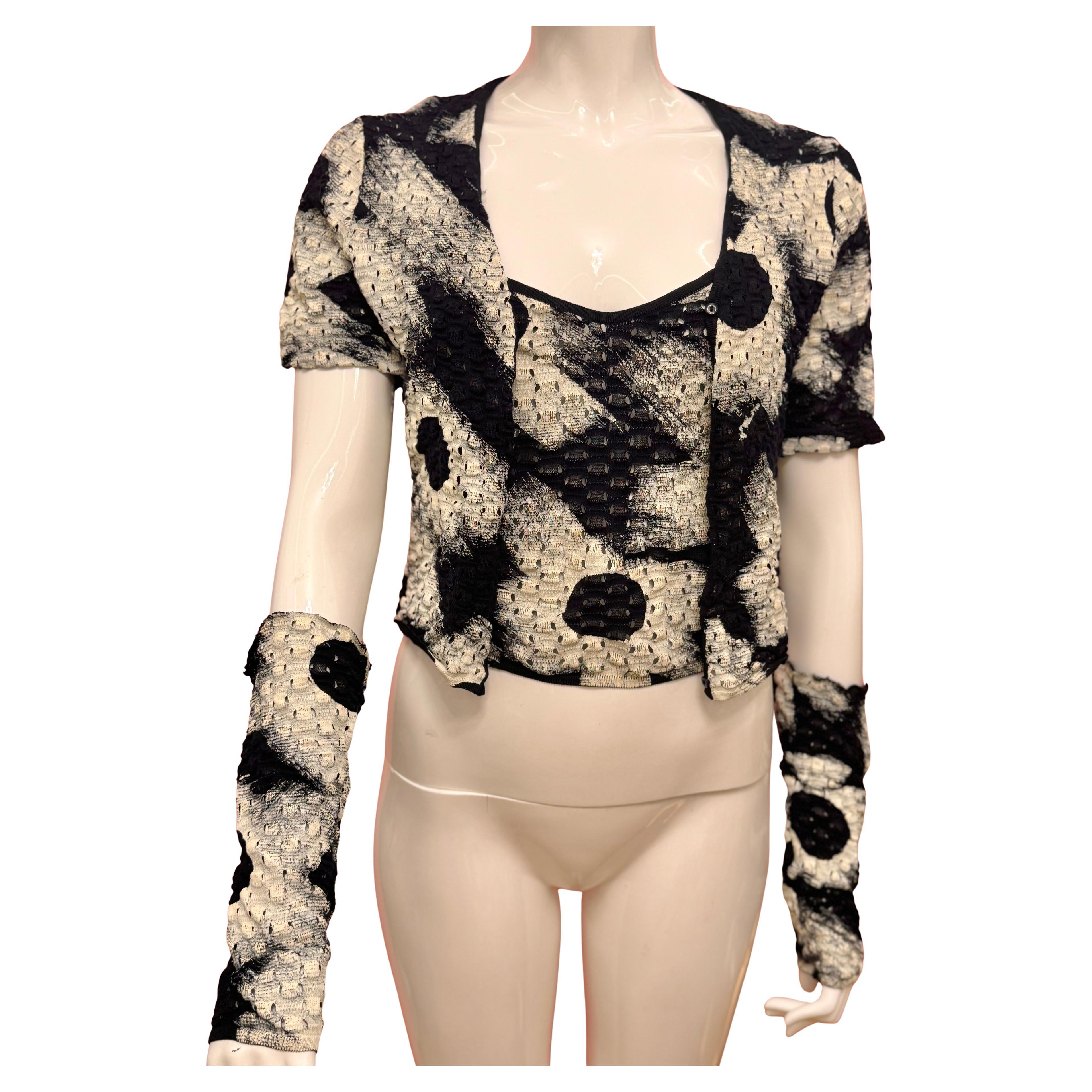 Christian Dior by John Galliano for Christian Dior P/E 2001, set di gemelli traforati dipinti a maglia in vendita