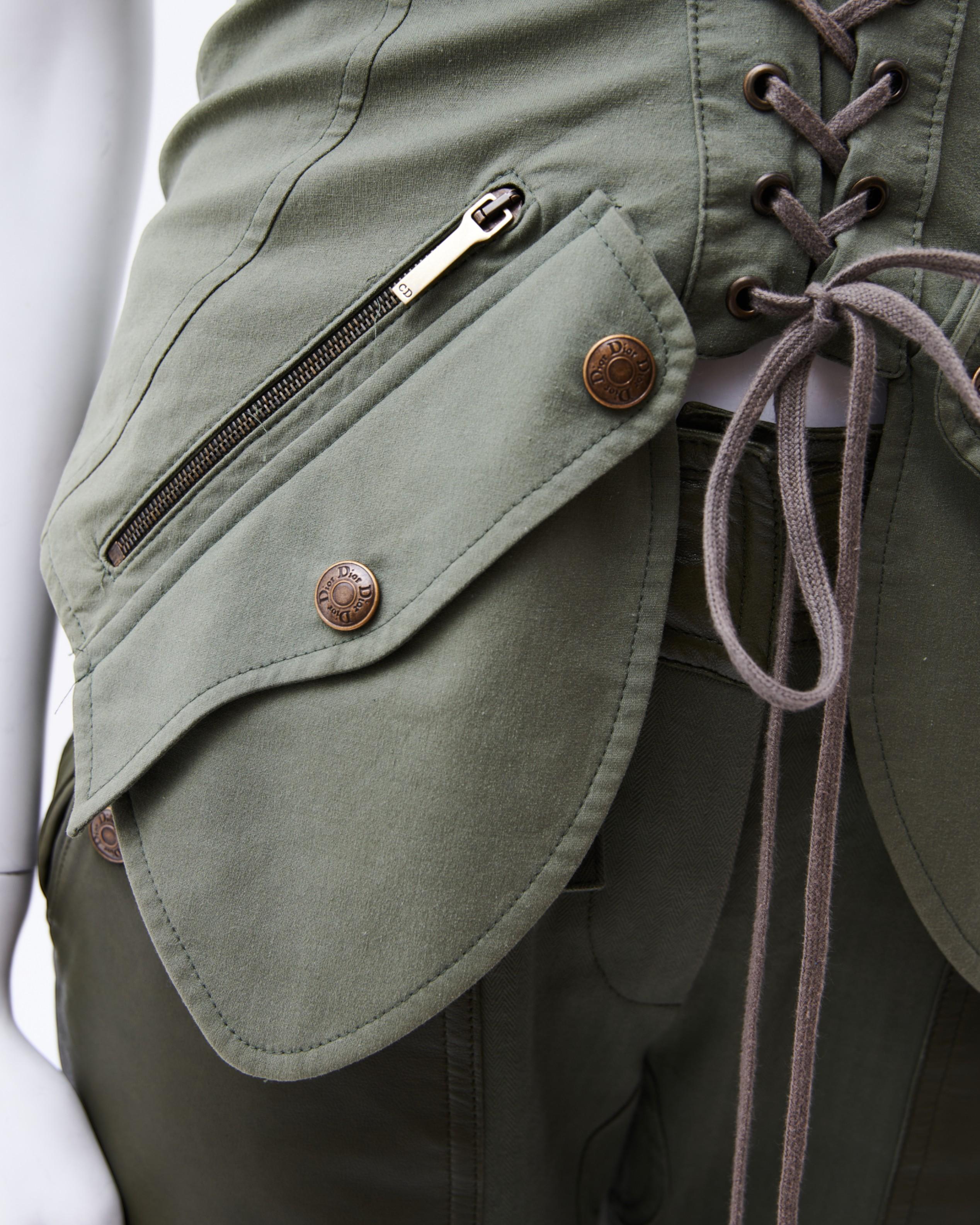 Christian Dior by John Galliano S/S 2003 Militärisches Khaki Bondage Set im Angebot 6