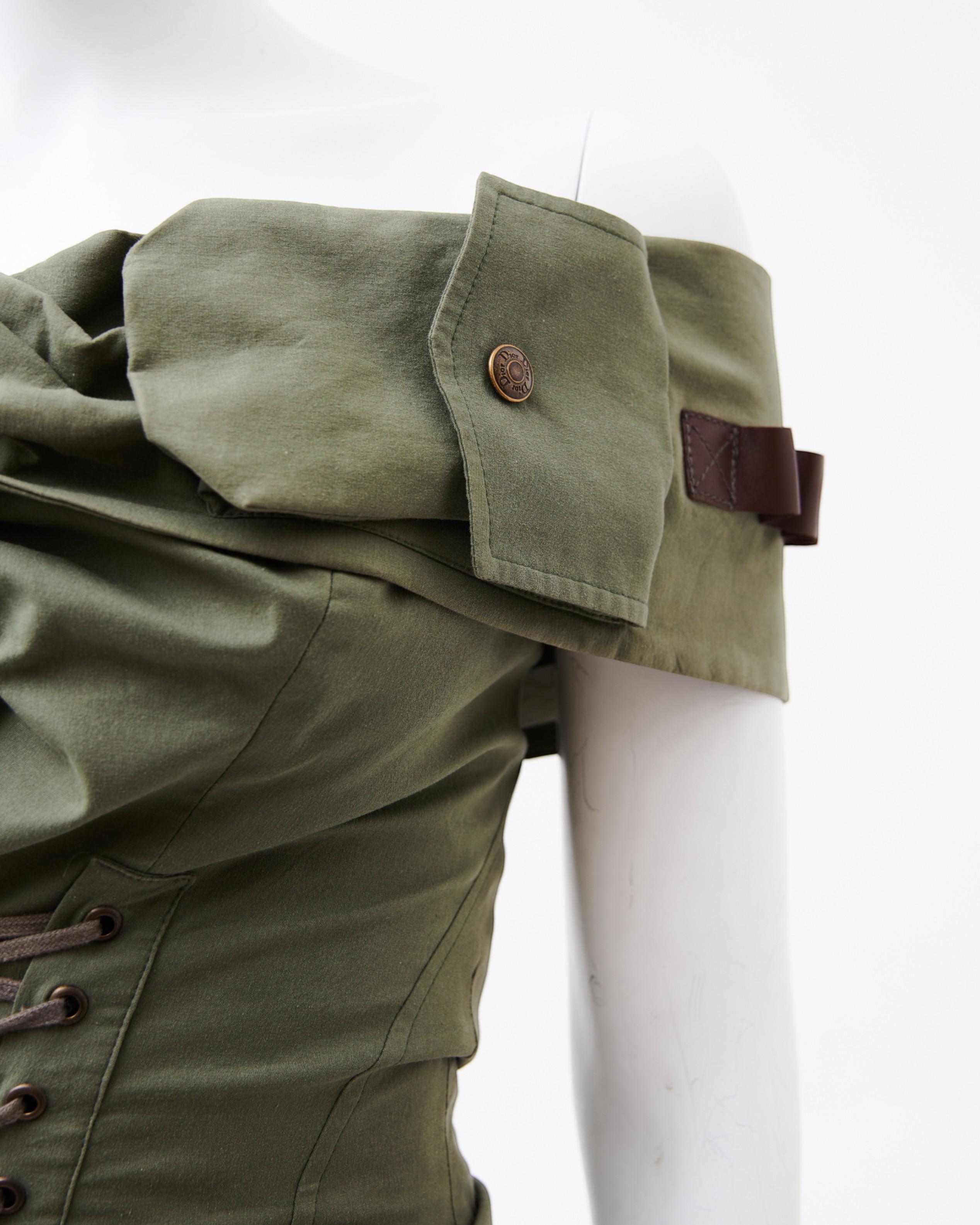 Christian Dior by John Galliano S/S 2003 Militärisches Khaki Bondage Set im Angebot 7