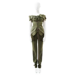 Christian Dior by John Galliano S/S 2003 Conjunto Bondage Militar Caqui
