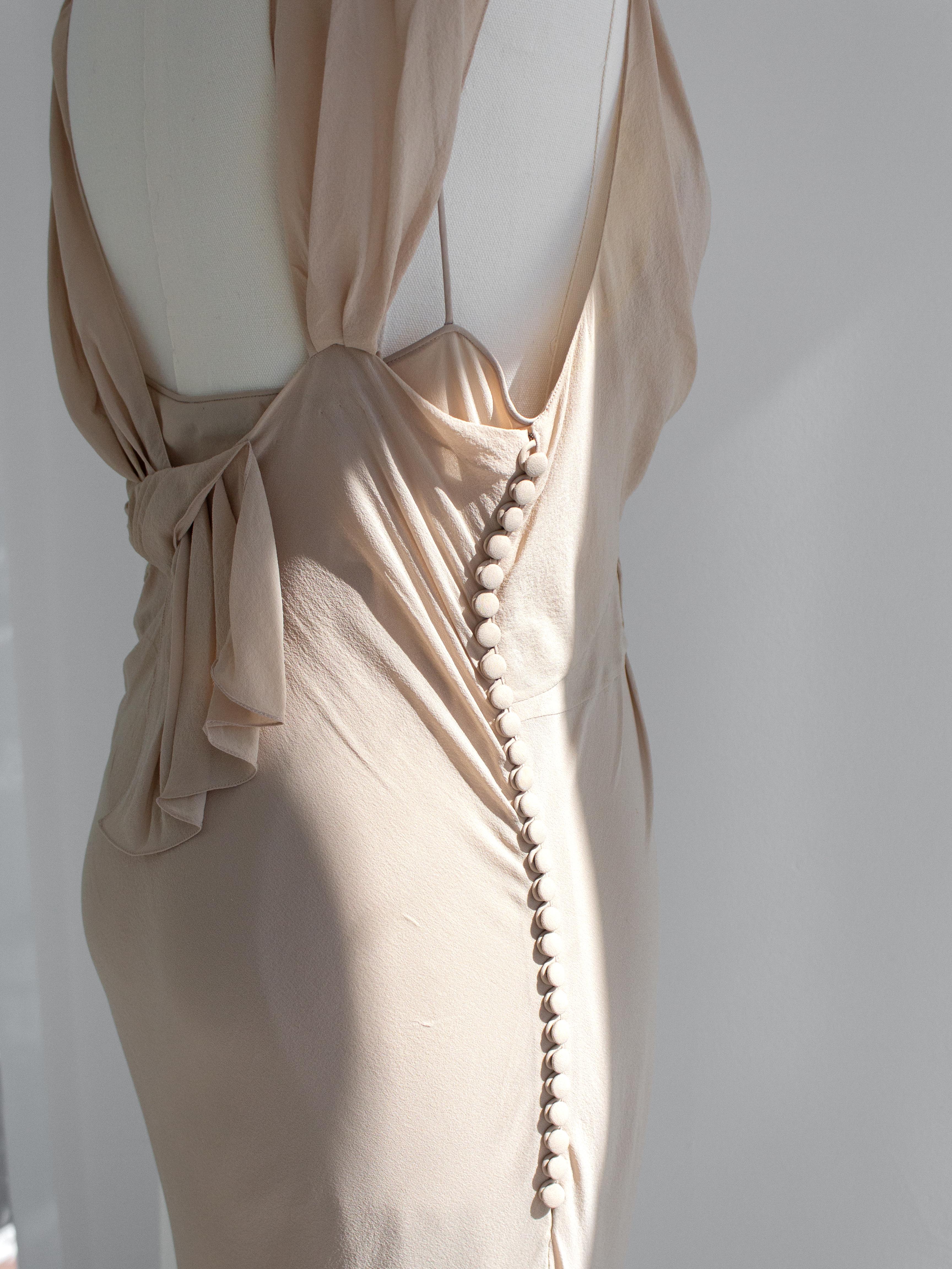 Christian Dior By John Galliano for Christian Dior P/E 2007 Vestito vintage beige con decorazioni floreali in vendita 2