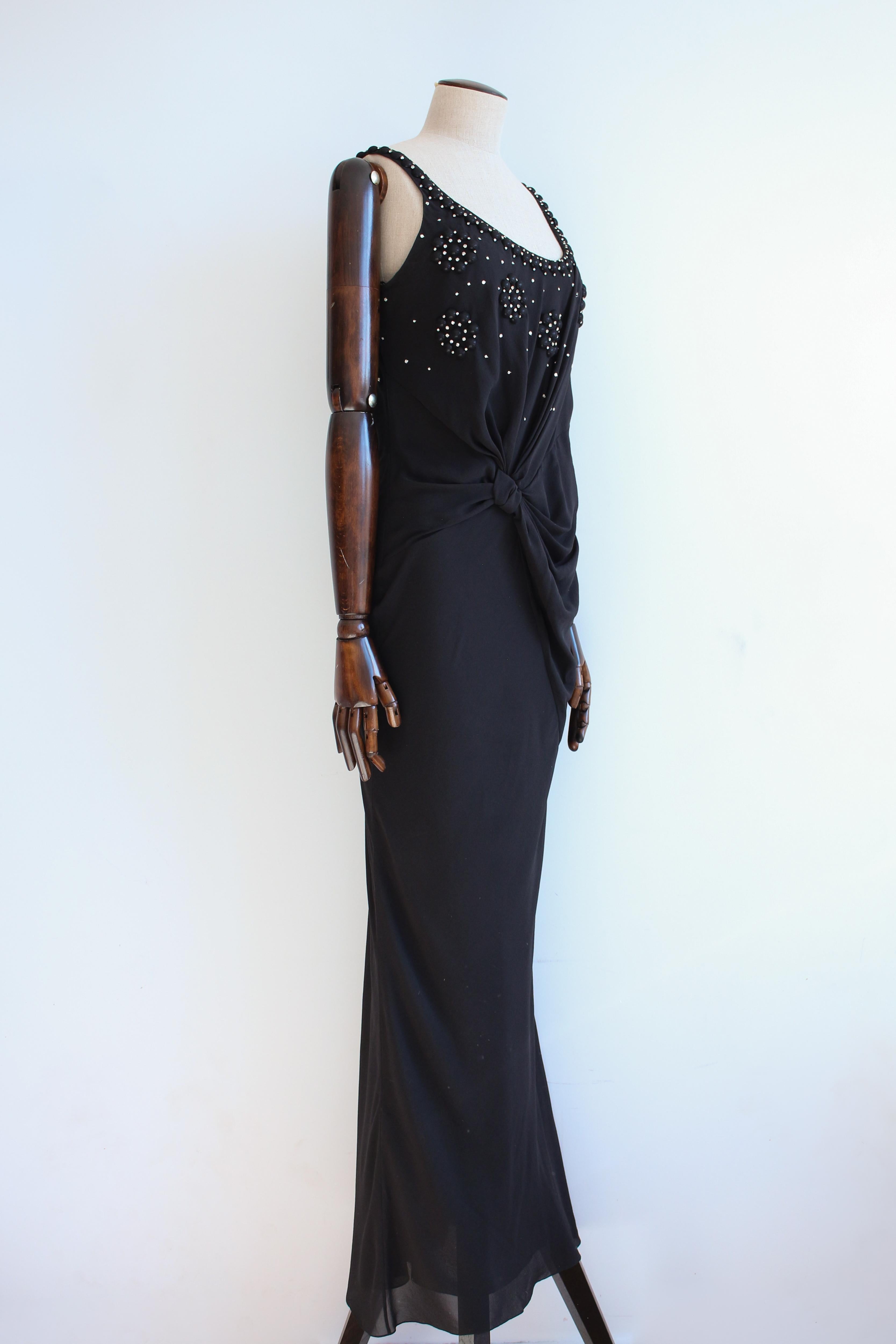 Christian Dior by John Galliano Spring/Summer 2007 robe drapée en soie noire avec strass et perles.

Elle est en excellent état.

Taille 36, étiquette d'entretien et de taille enlevée.