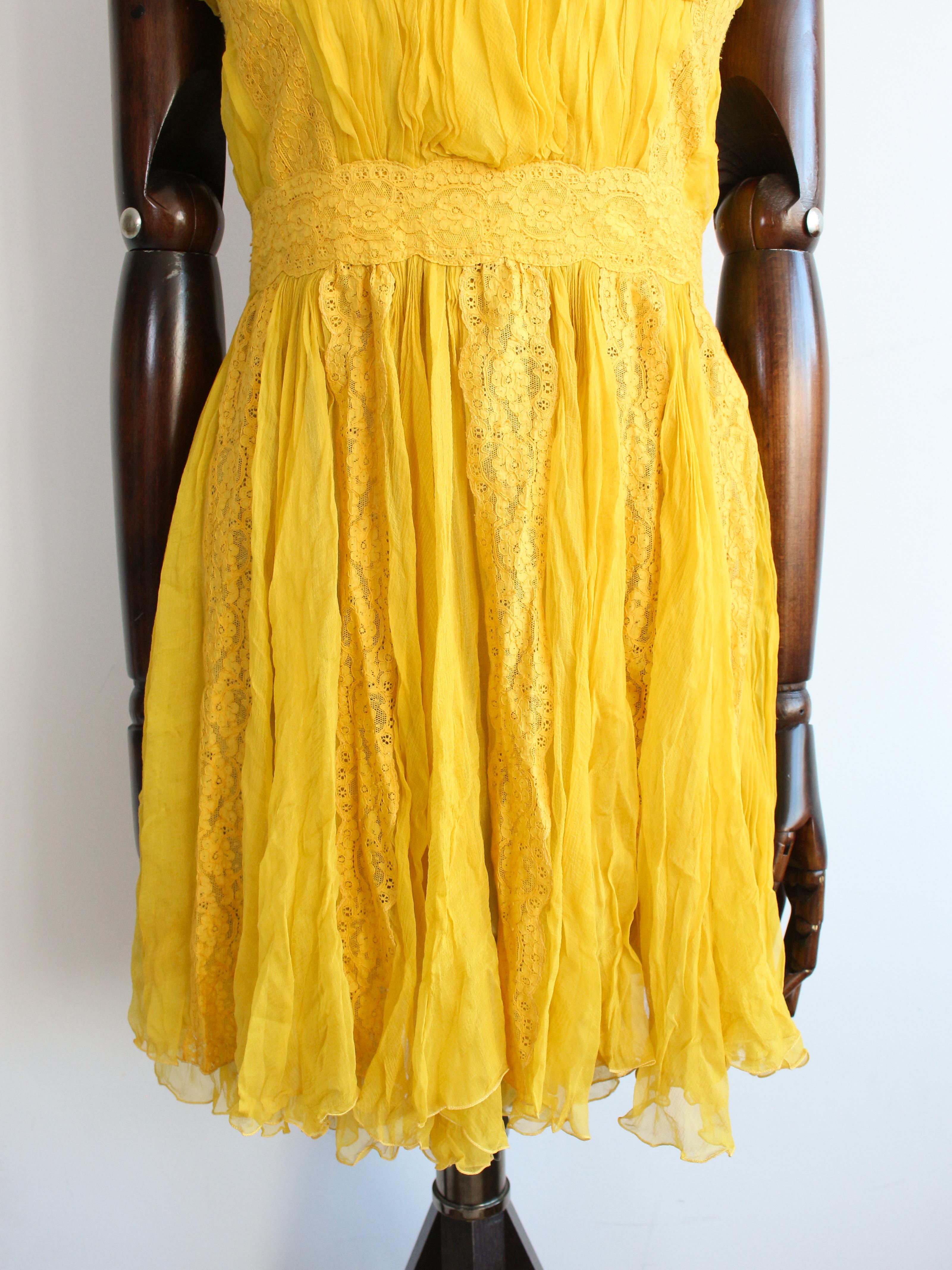 Christian Dior by John Galliano S/S09 - Robe babydoll plissée en mousseline de soie jaune en vente 8