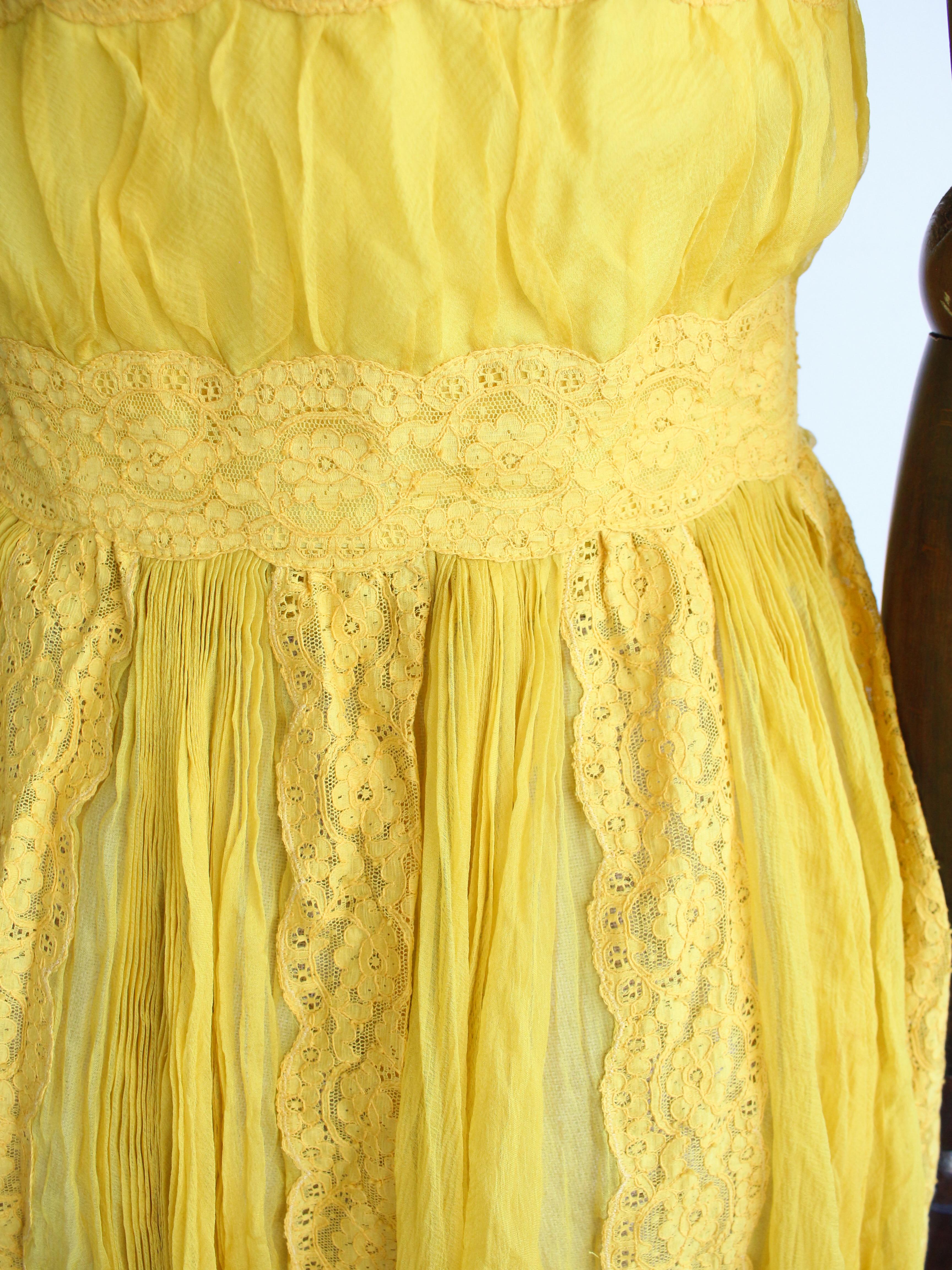 Christian Dior by John Galliano S/S09 - Robe babydoll plissée en mousseline de soie jaune en vente 12