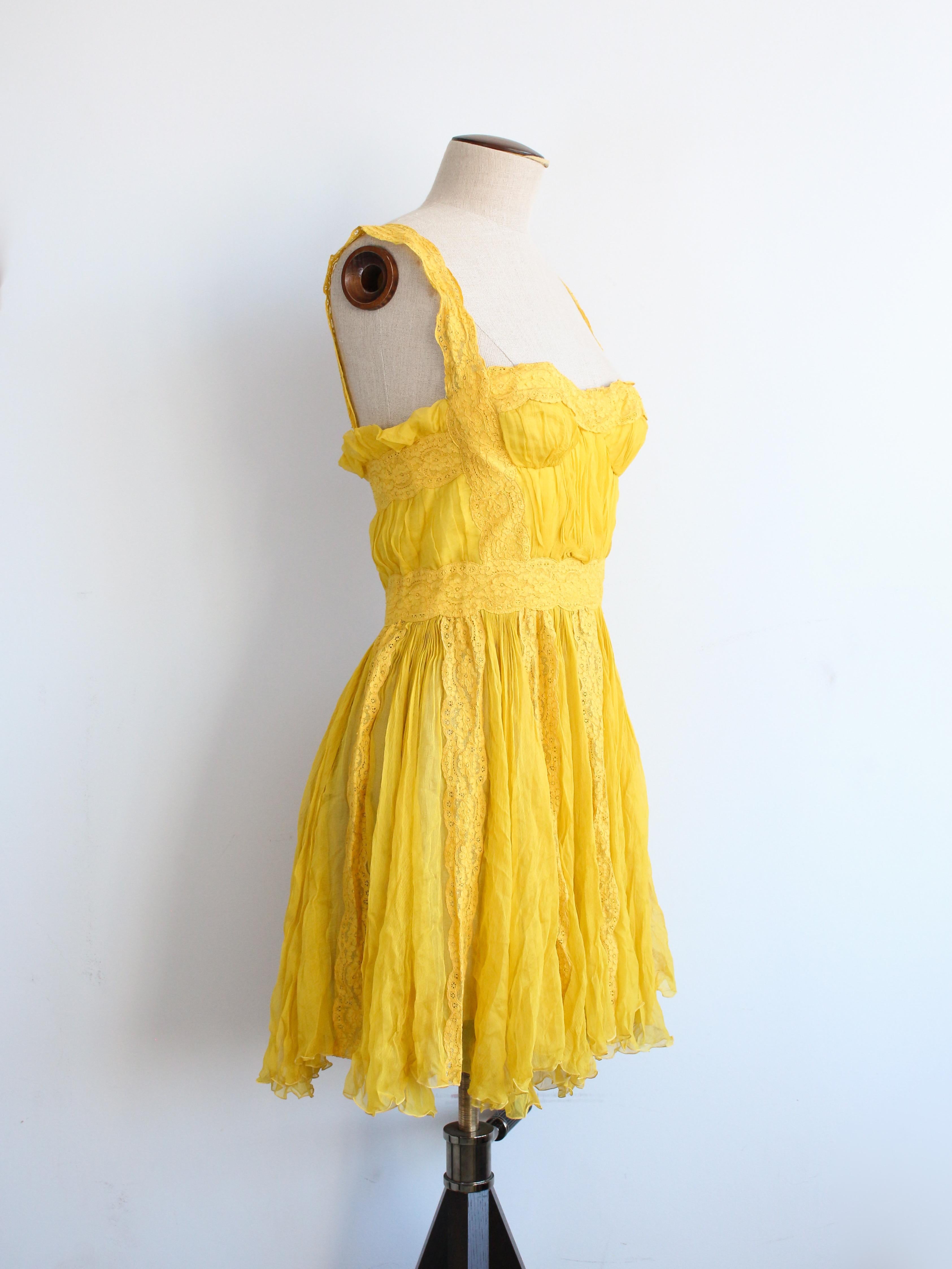 Christian Dior by John Galliano S/S09 - Robe babydoll plissée en mousseline de soie jaune en vente 2