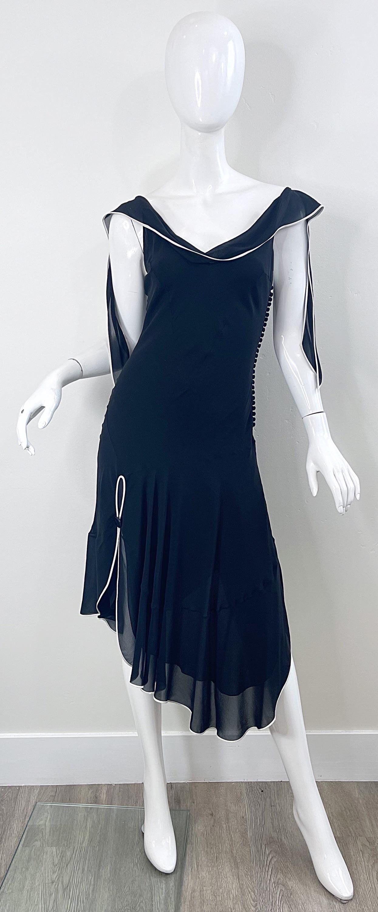 Christian Dior by John Galliano S/S 2005 Size 6 Black White Silk Chiffon Dress In Excellent Condition For Sale In San Diego, CA