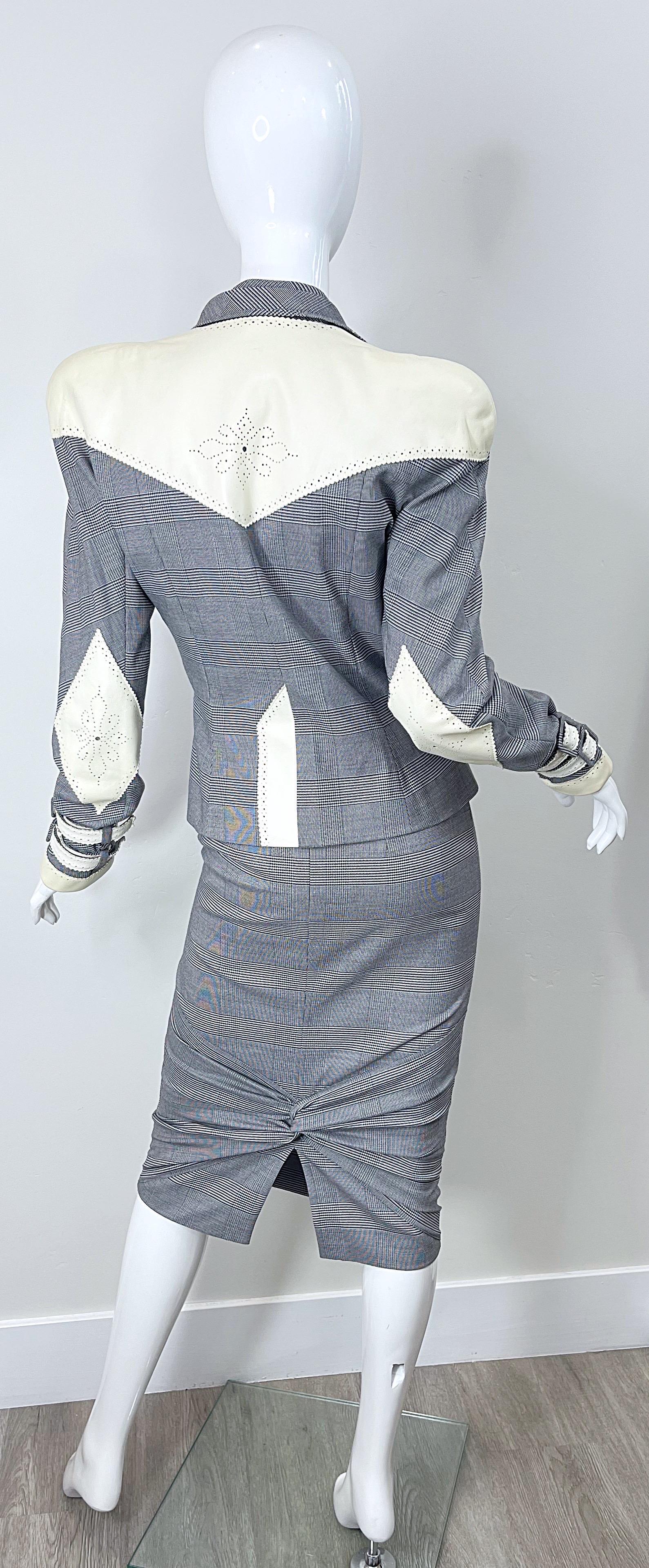 Christian Dior John Galliano Spring 2004 Runway Size 8 Black White Dress Jacket  For Sale 5