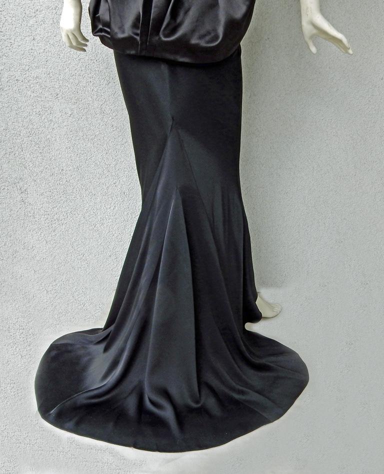 Christian Dior by John Galliano Sophisticated and Dramatic Dress Gown   Rare In Excellent Condition In Los Angeles, CA
