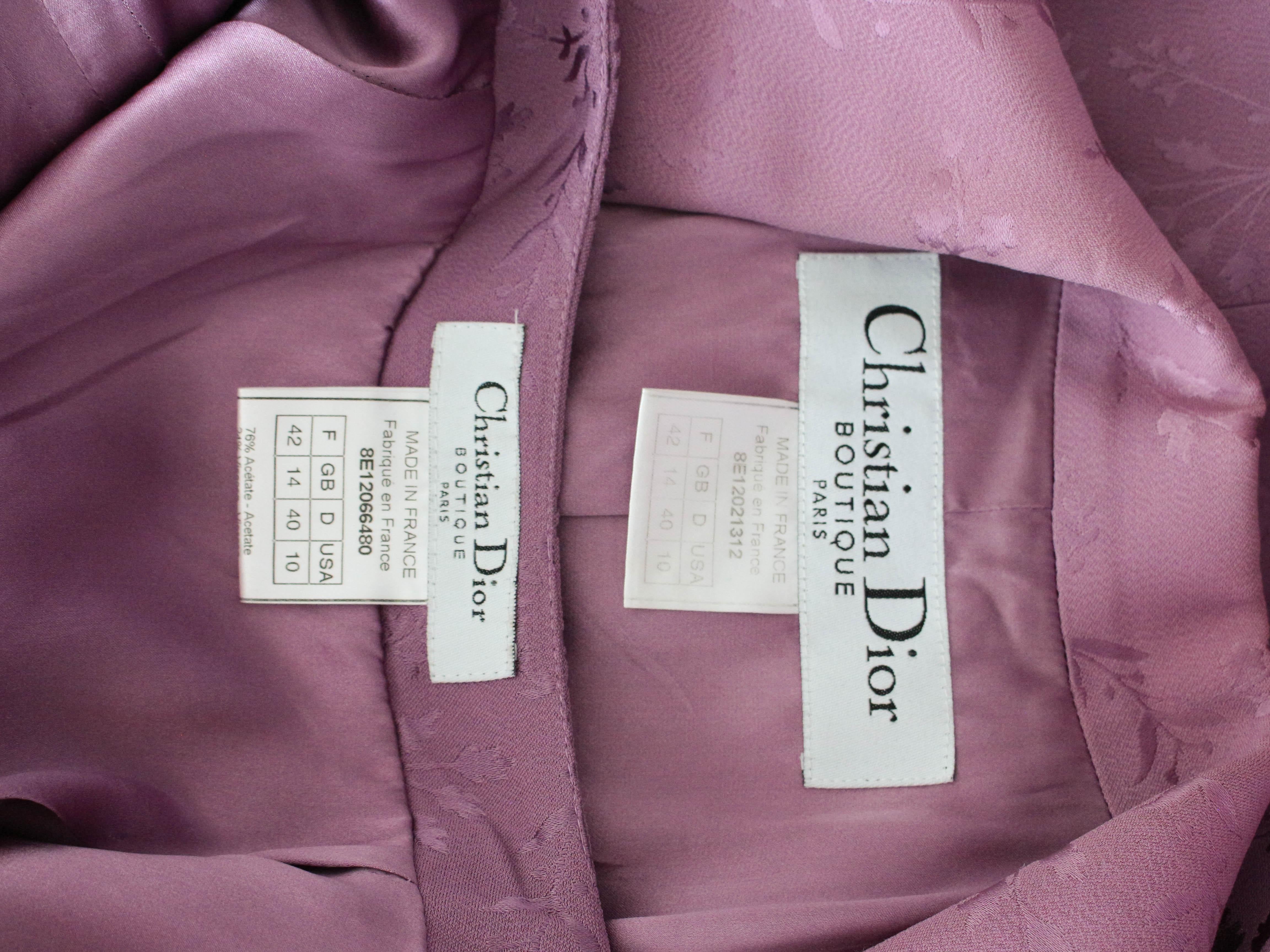 Christian Galliano for Christian Dior Primavera 1998 Mini abito e giacca in damasco lilla in vendita 15