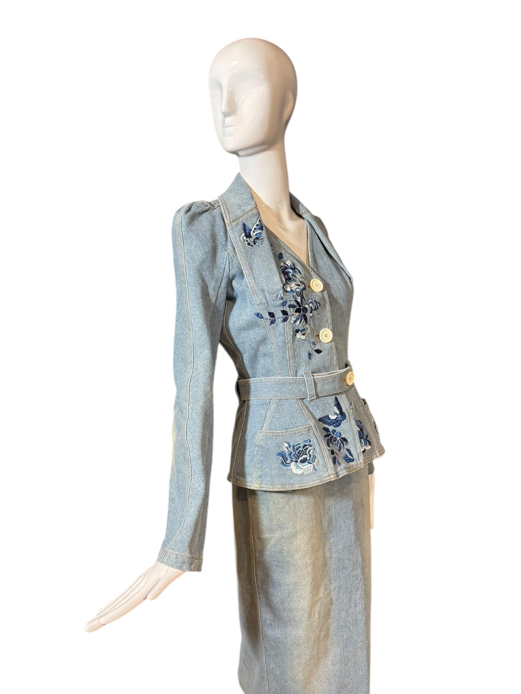 Christian Dior for John Galliano Frühjahr 2005 Anzug mit besticktem Denim-Rock 7