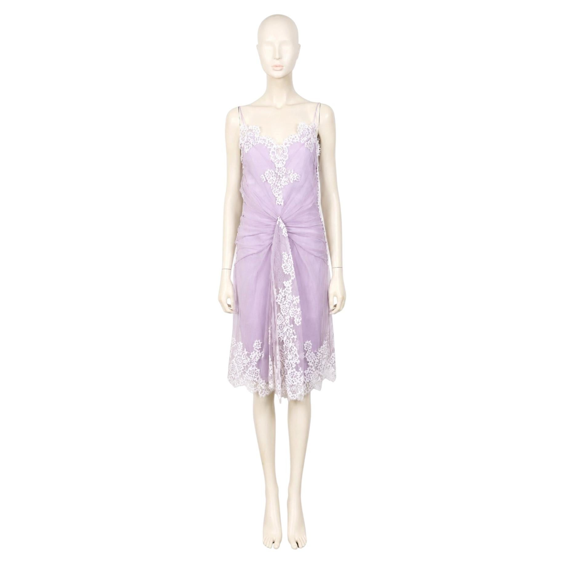 Vestido vintage de tul y encaje en color lila de Christian Dior, diseñado por John Galliano, talla 4 (EE. UU.)