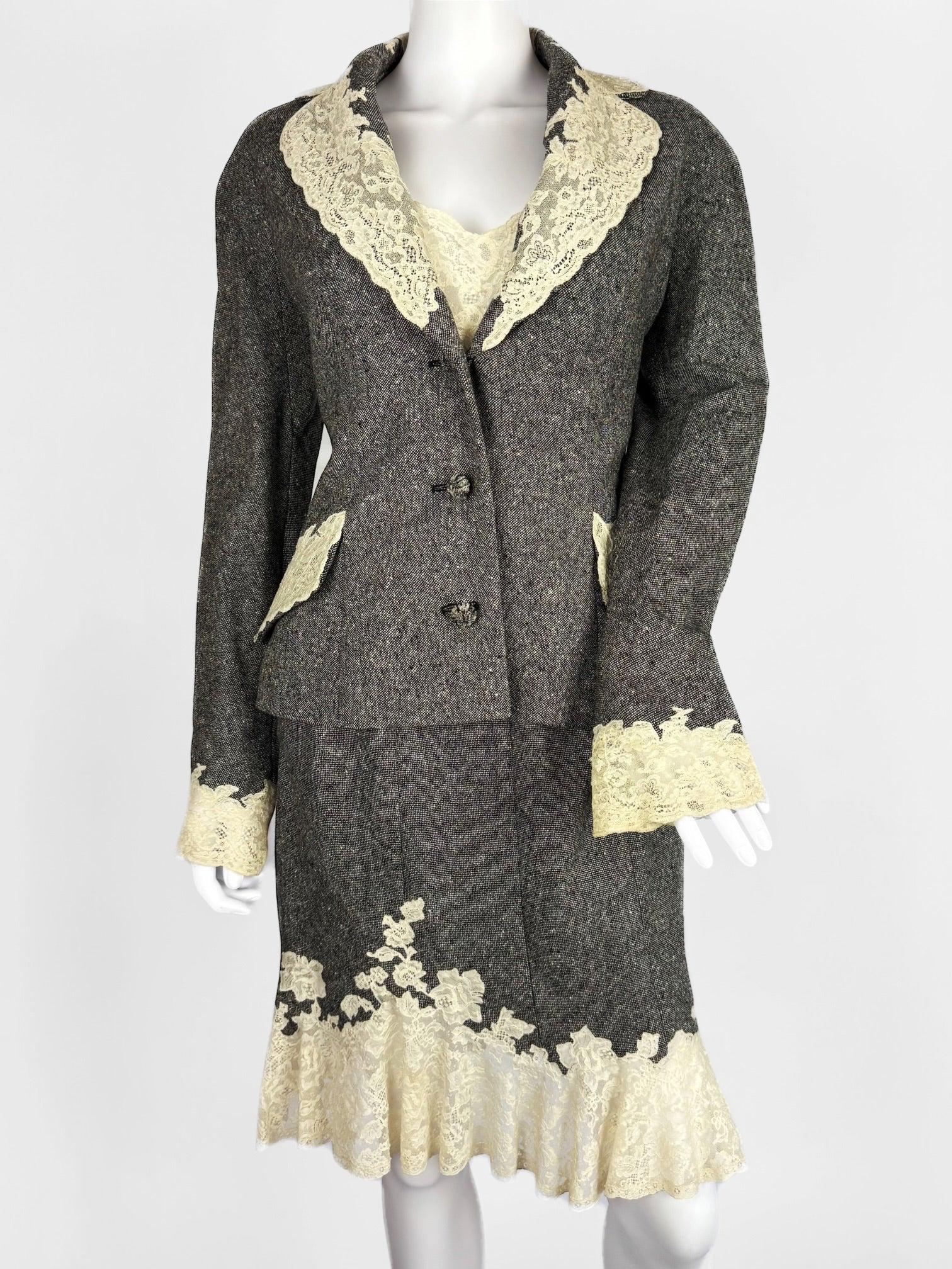 Christian Dior for John Galliano Slip Dress Ensemble aus Wolle und Spitze, FW 1998 (Schwarz) im Angebot