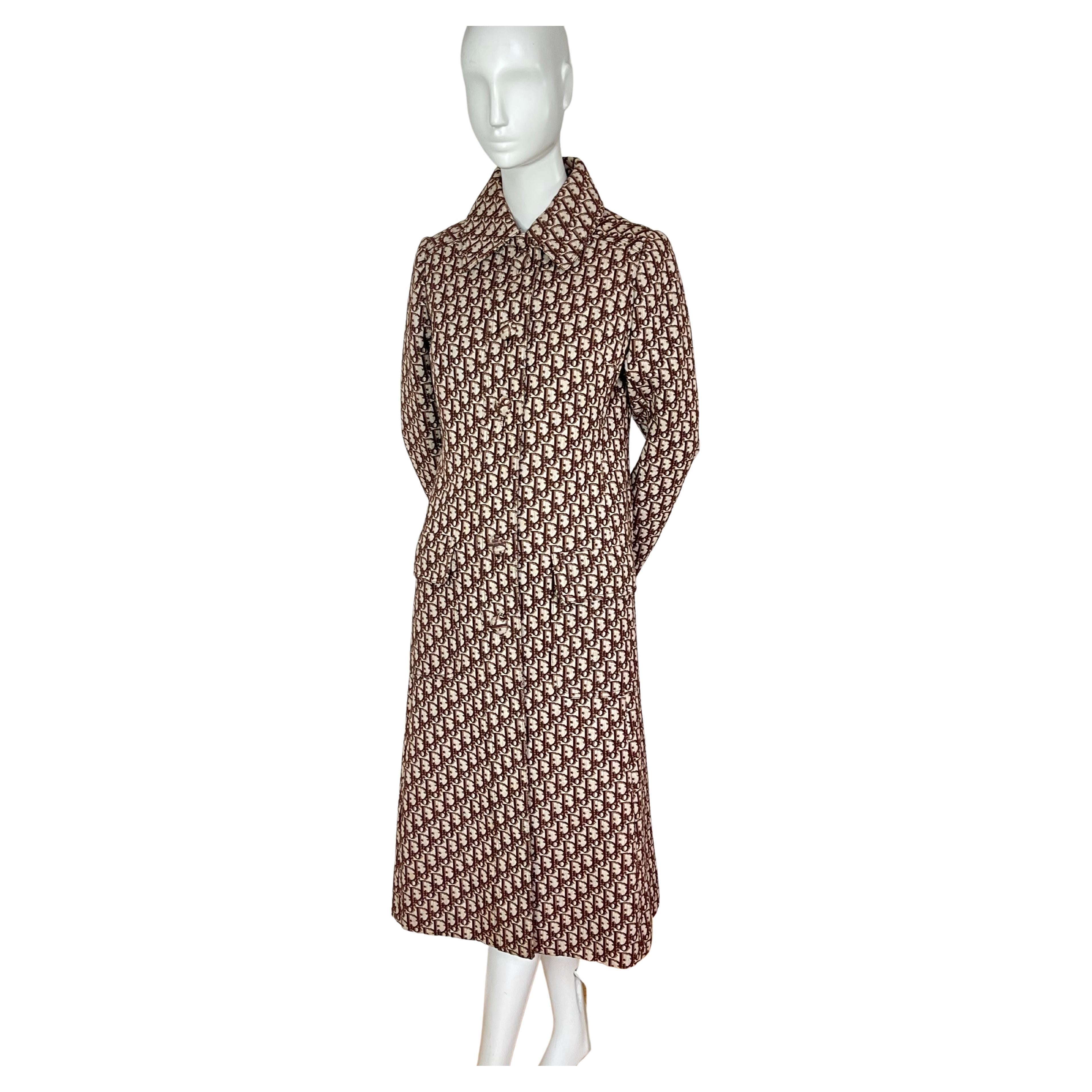 Christian Dior by Marc Bohan 1970's Trotter Logo Print trench coat For Sale