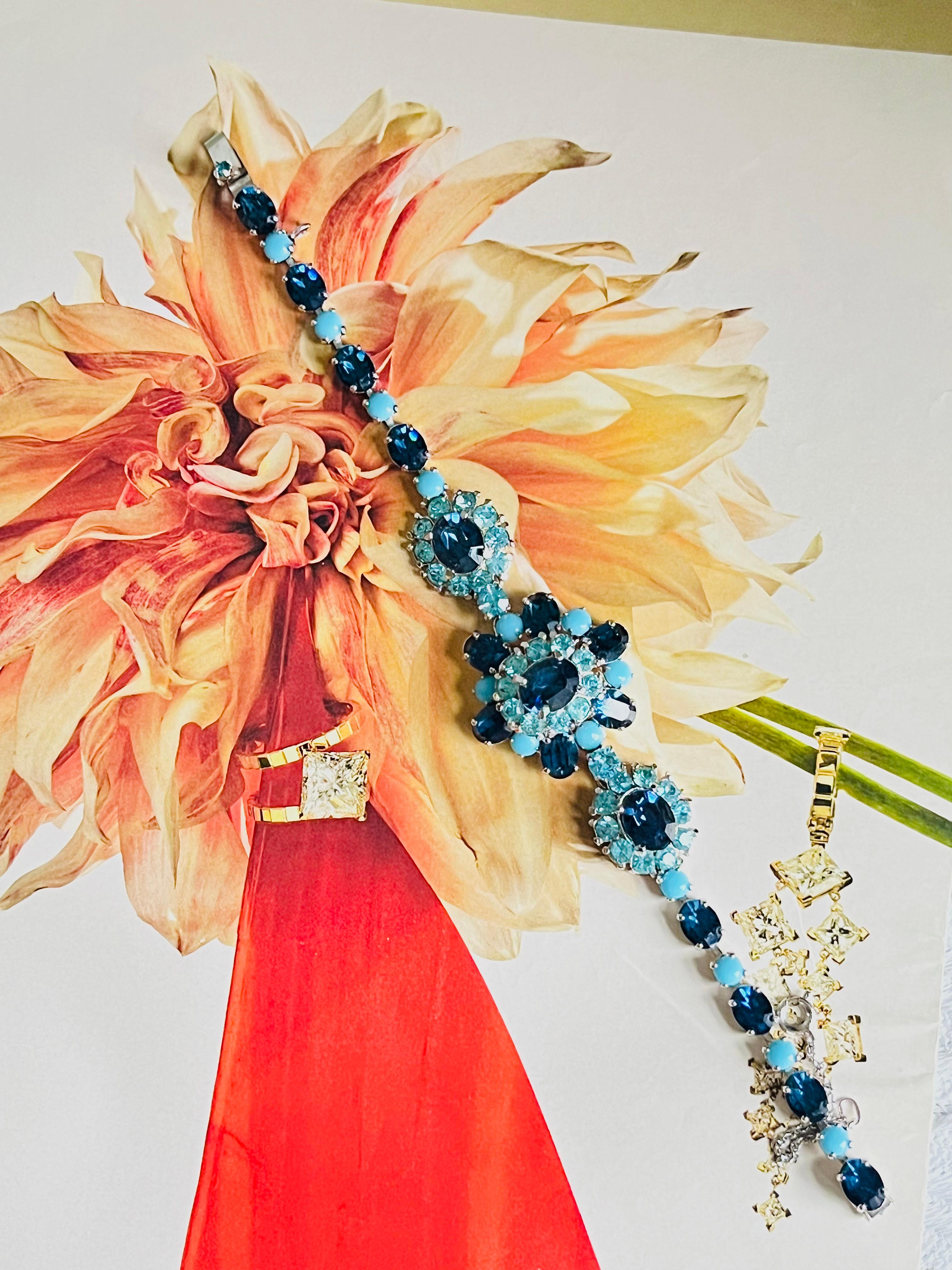 Christian Dior by Mitchel Maer 1950s Sapphire Aqua Cabochon Crystals Bracelet In Excellent Condition For Sale In Wokingham, England