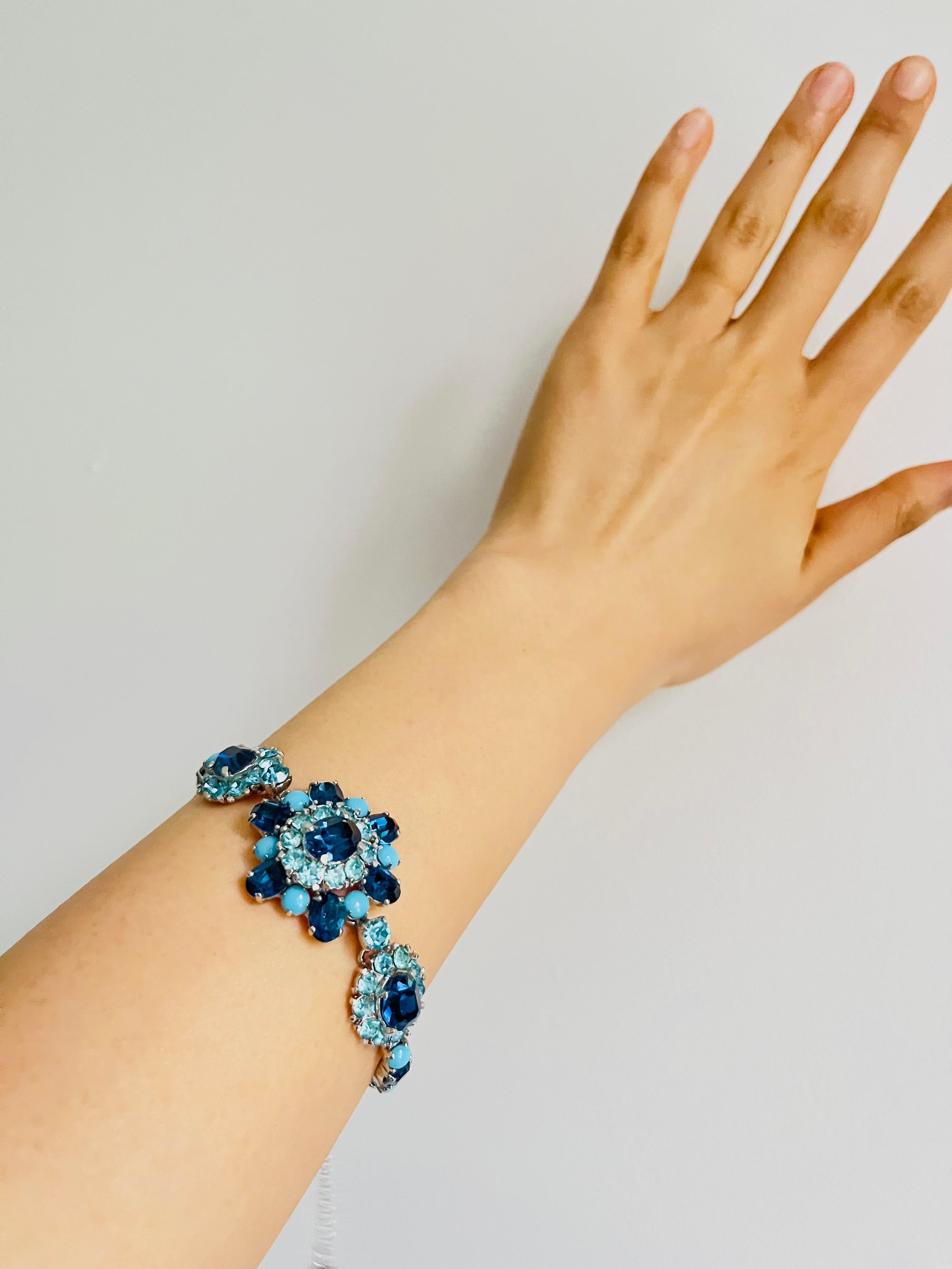 Christian Dior by Mitchel Maer 1950s Sapphire Aqua Cabochon Crystals Bracelet For Sale 3