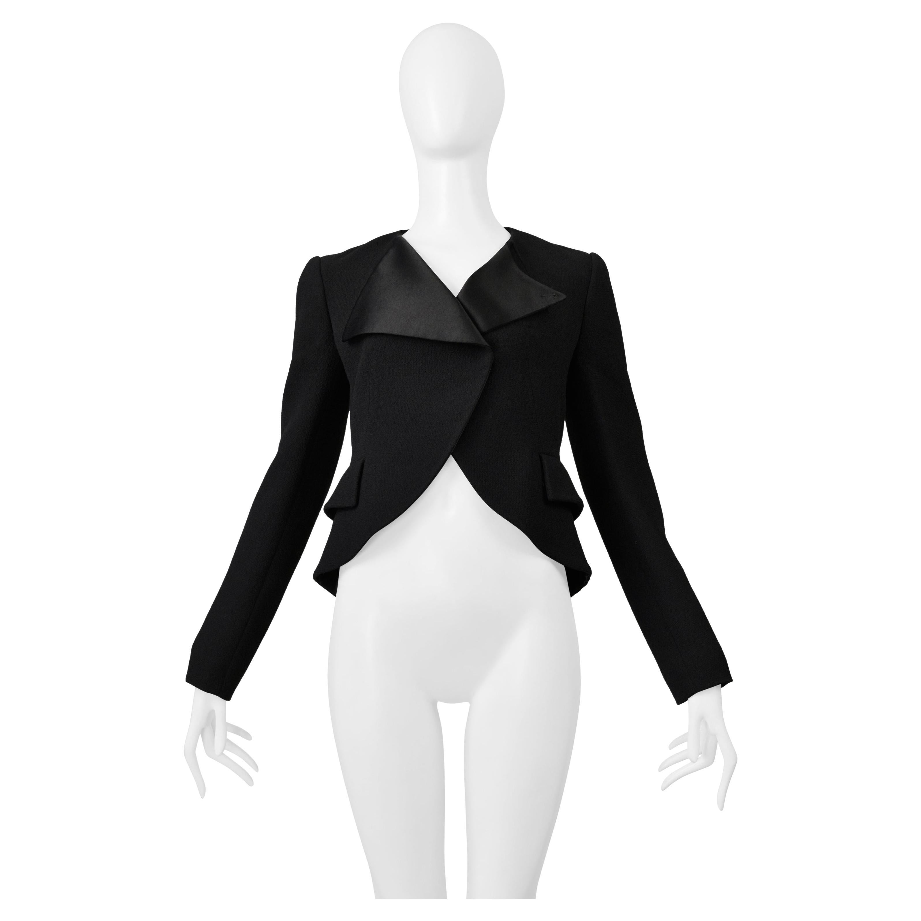 Christian Dior For Raf Simons Giacca da smoking nera con revers in raso in vendita