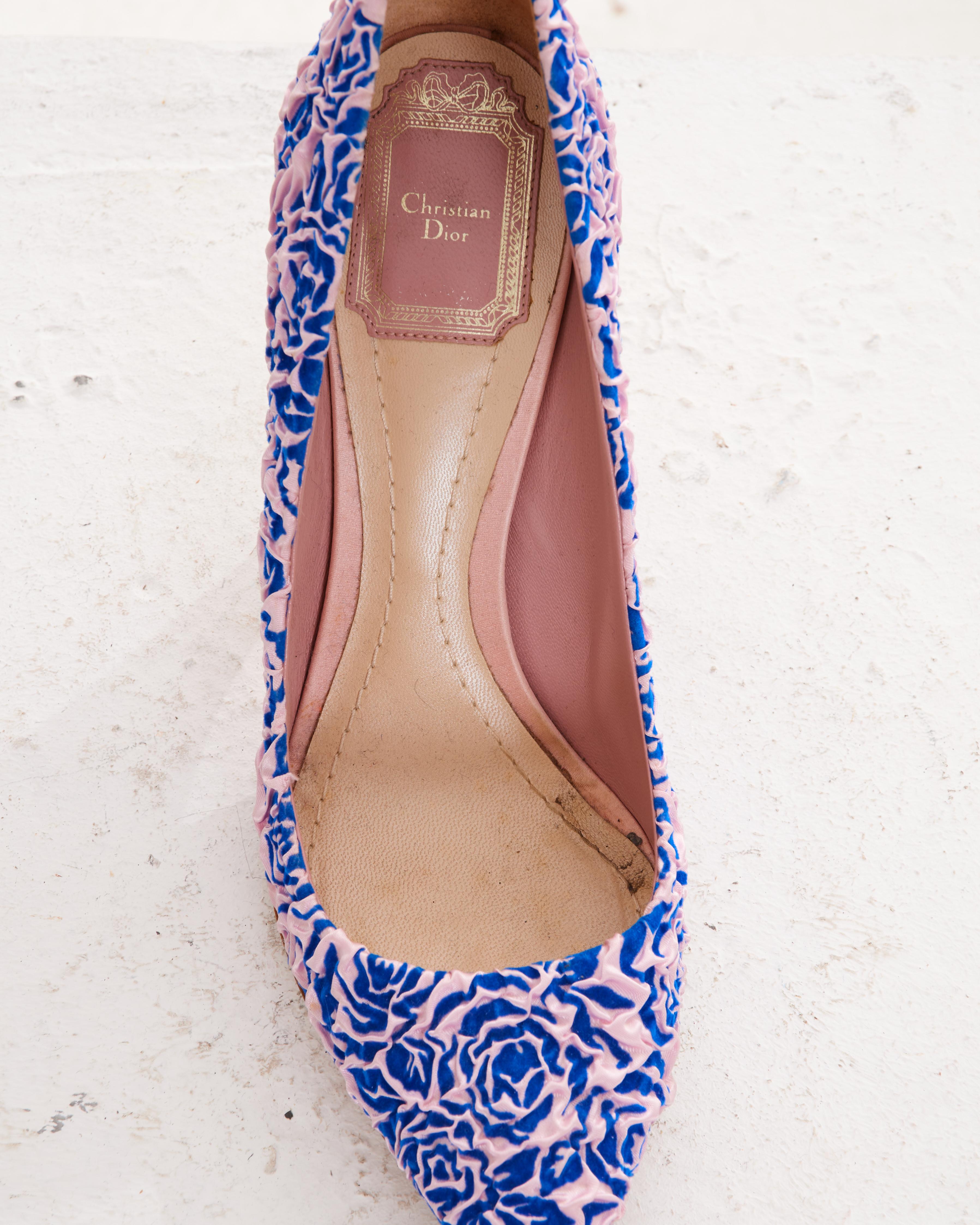 da uomo o donna Christian Dior by Raf Simons Pink and Blue Floreal Pump in vendita