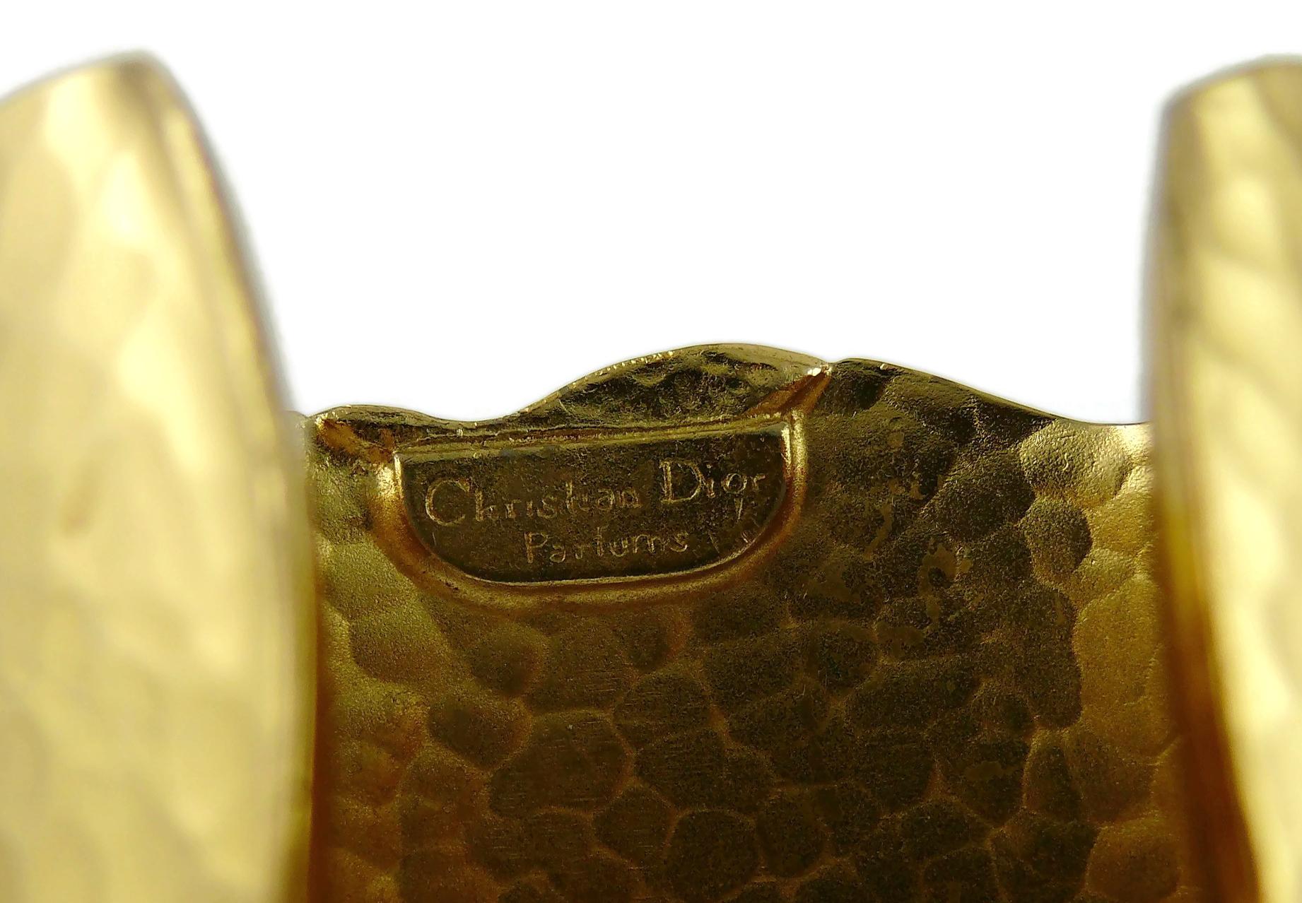 Christian Dior by Robert Goossens Vintage Lucite Shell Cuff Dune Bracelet 1987 3