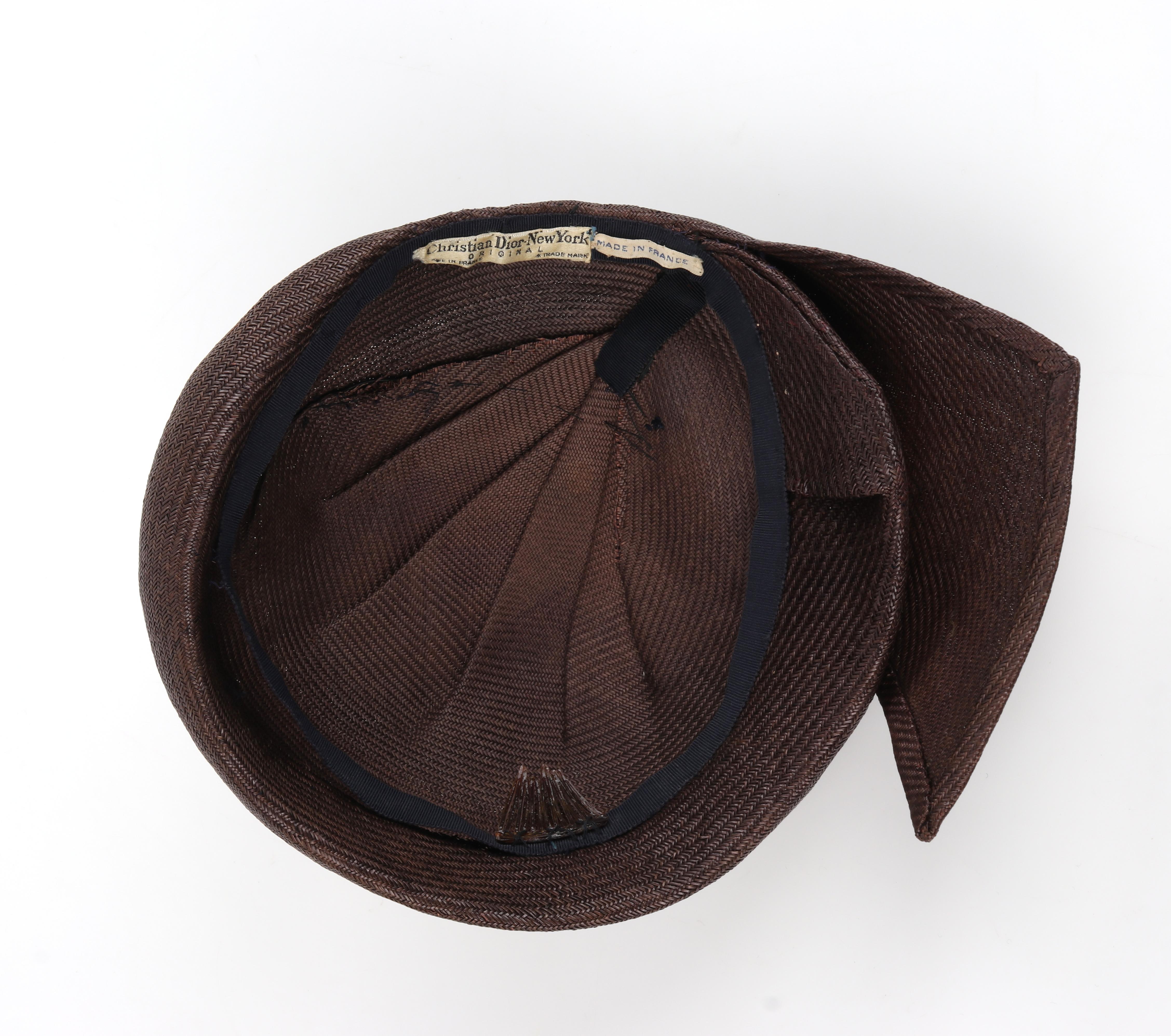 CHRISTIAN DIOR c.1950s Brown Woven Straw Sweeping Knife Pleat Crown Cap Hat 4