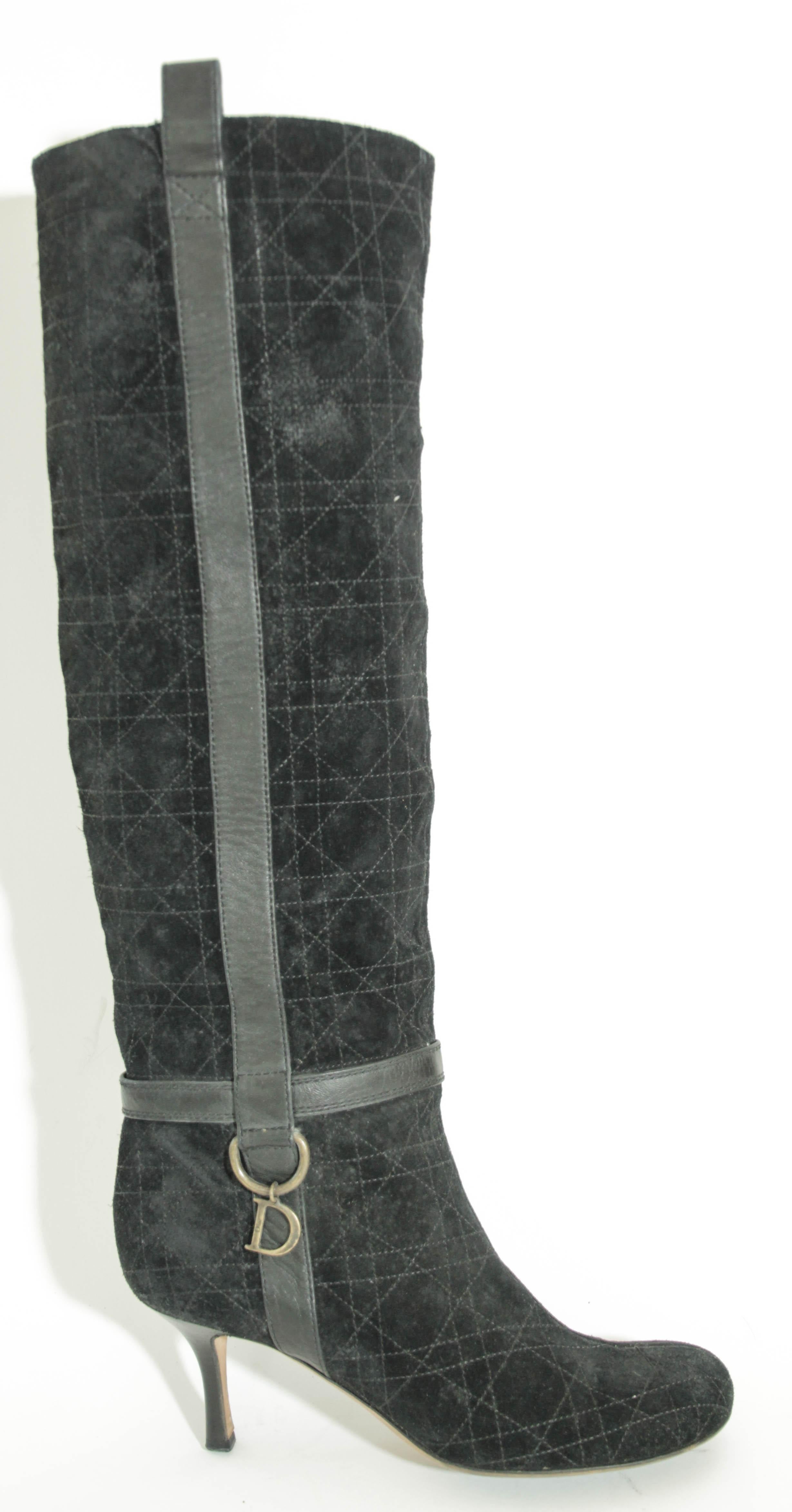 Christian Dior - Bottes à genoux en daim noir à motif de cannage - Taille EU 39 en vente 4