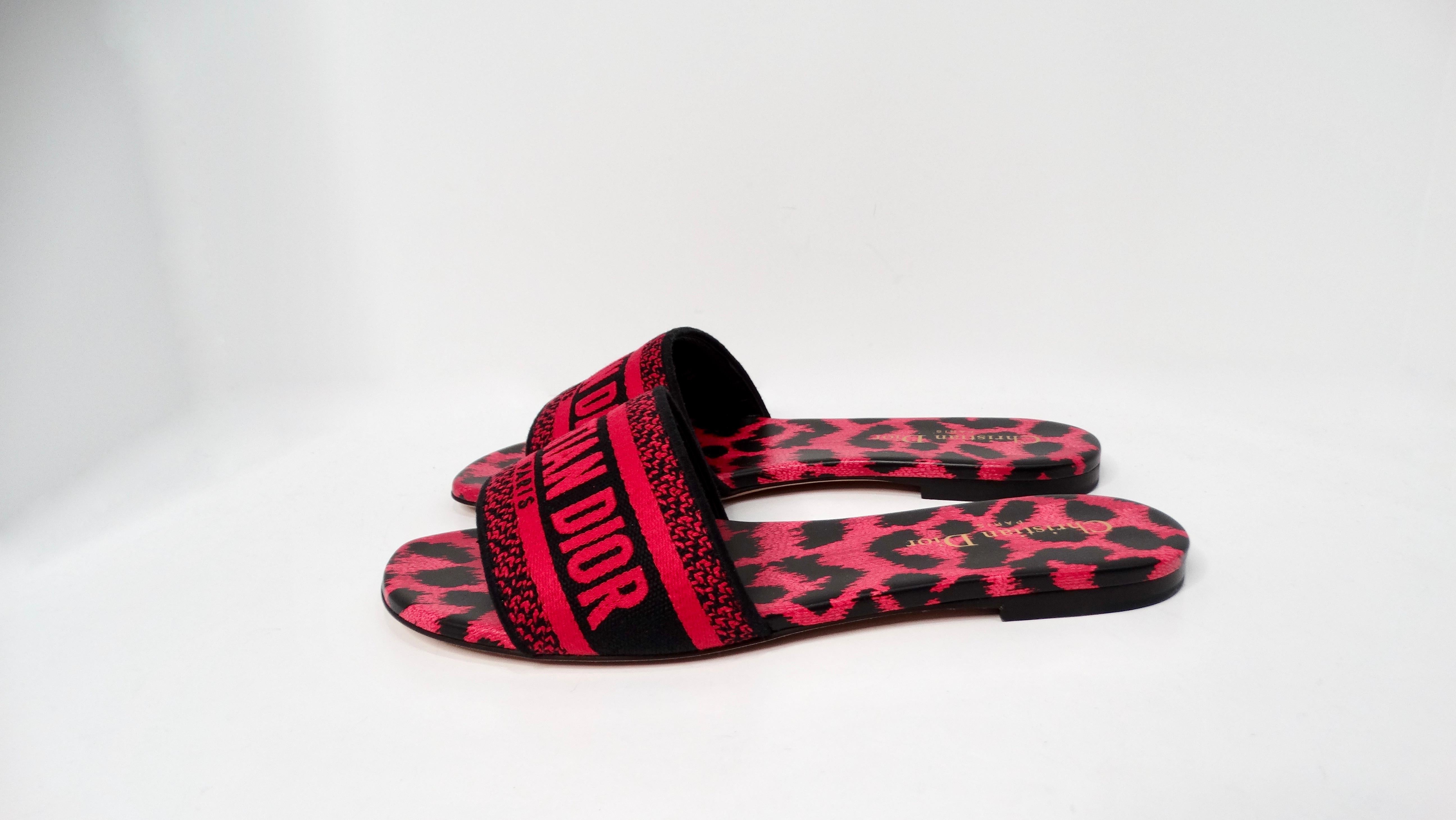 Christian Dior Canvas Berry Animal Print Slides Pour femmes en vente