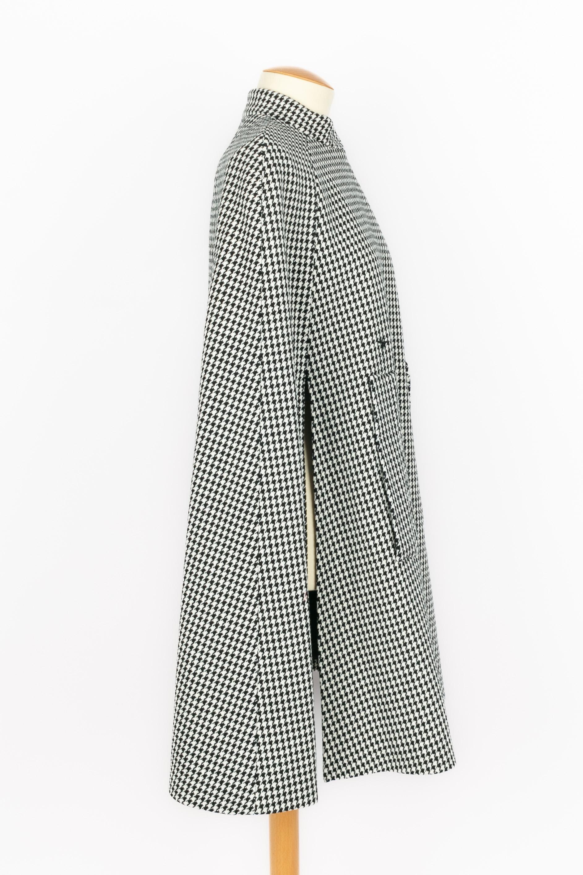 Gray Christian Dior cape Pre-Fall 2017 For Sale