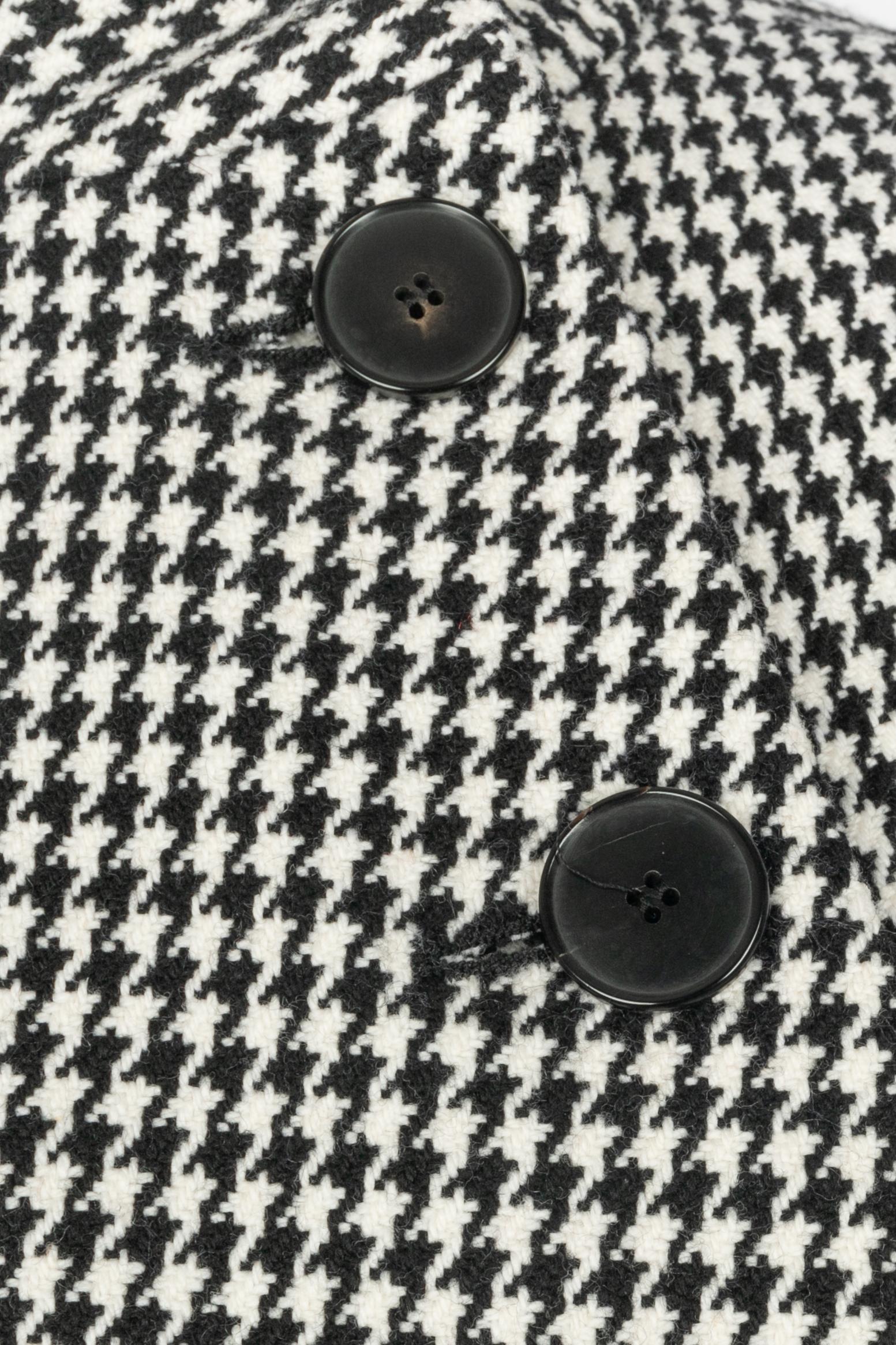 Christian Dior capa Pre-Fall 2017 en Excelente estado para la venta en SAINT-OUEN-SUR-SEINE, FR