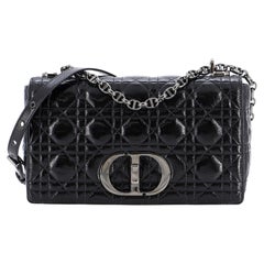 Christian Dior Caro Tasche Cannage aus geknittertem Lack Medium