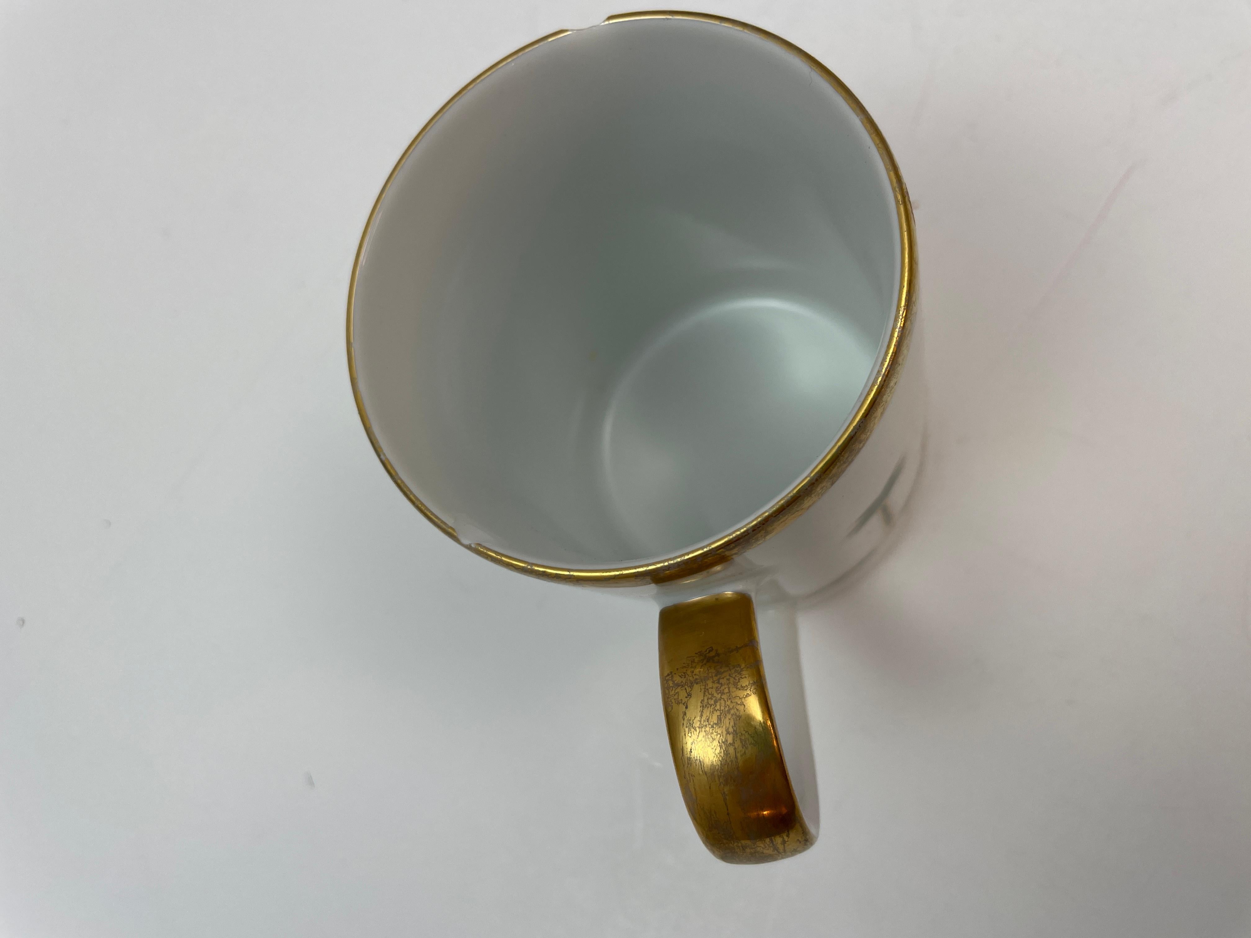 Christian Dior Casablanca Becher aus feinem China-Porzellan Japan mit Chip im Angebot 2