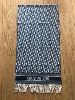 CHRISTIAN DIOR. Cashmere scarf with oblique logo monogram
