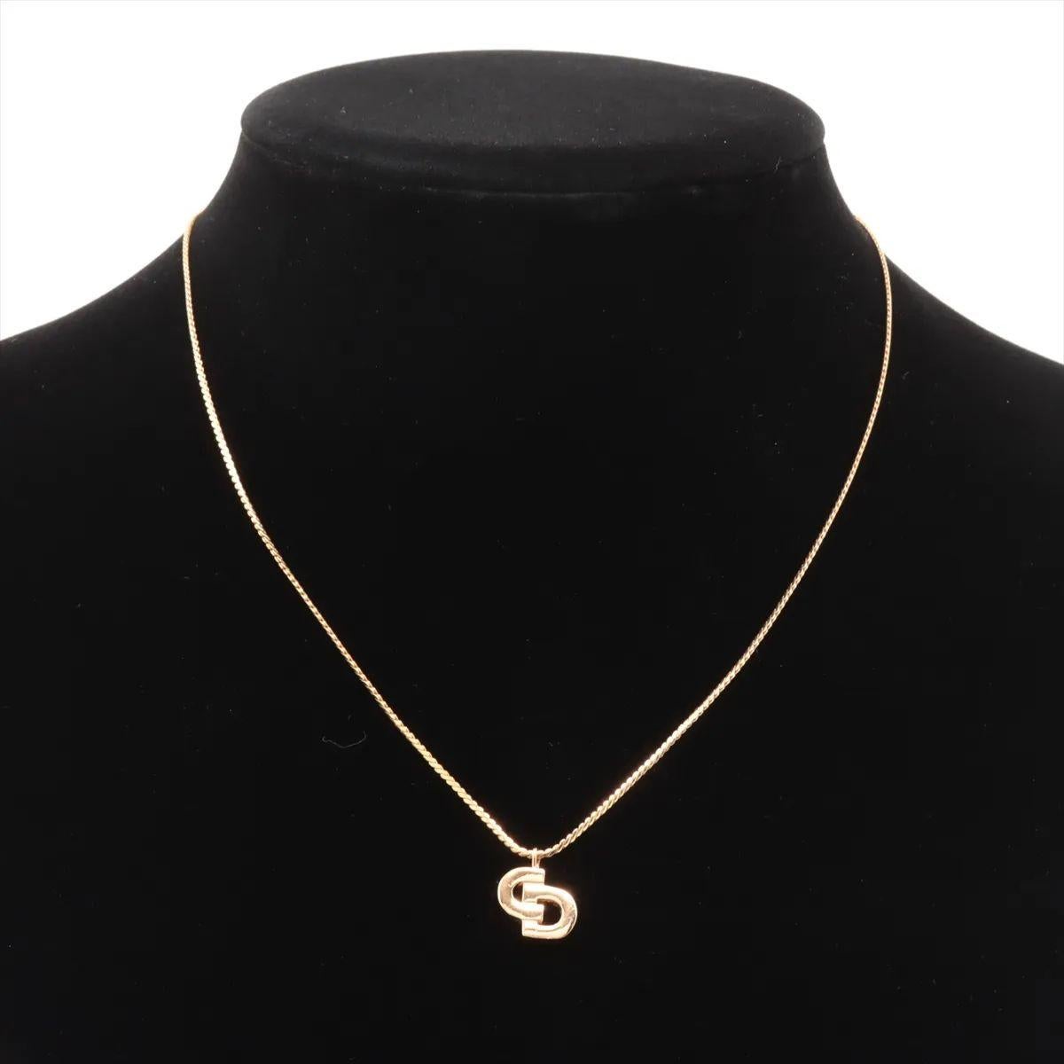Christian Dior CD Logo Pendant Necklace For Sale 2