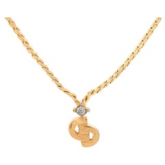 Collana con ciondolo in strass con logo CD di Christian Dior