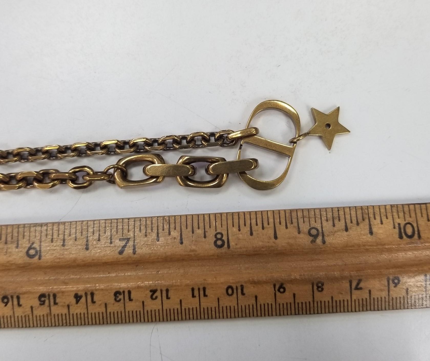 kette dior buchstaben