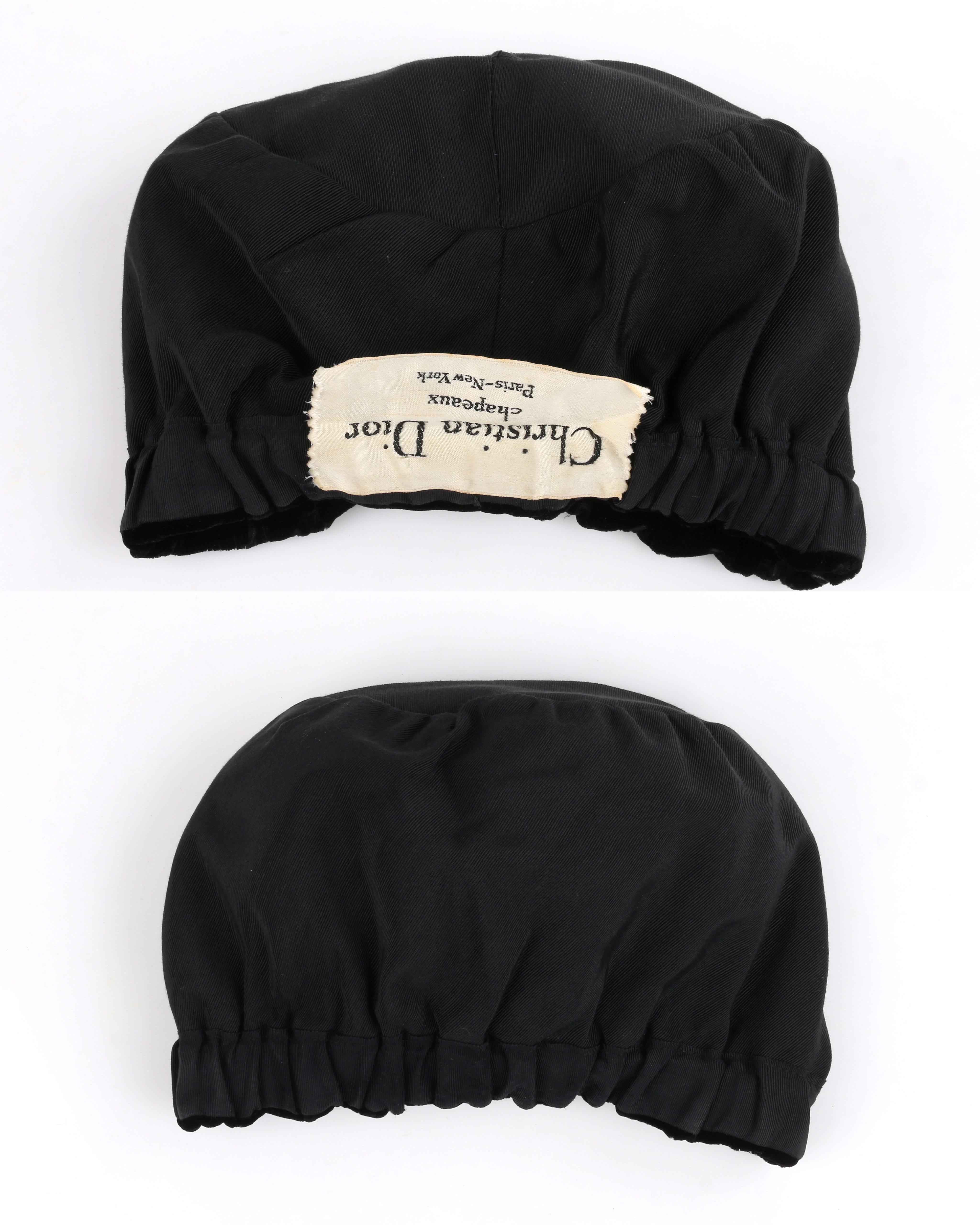 CHRISTIAN DIOR Chapeaux c.1960’s Marc Bohan Black Gathered Velvet Beret Hat 1