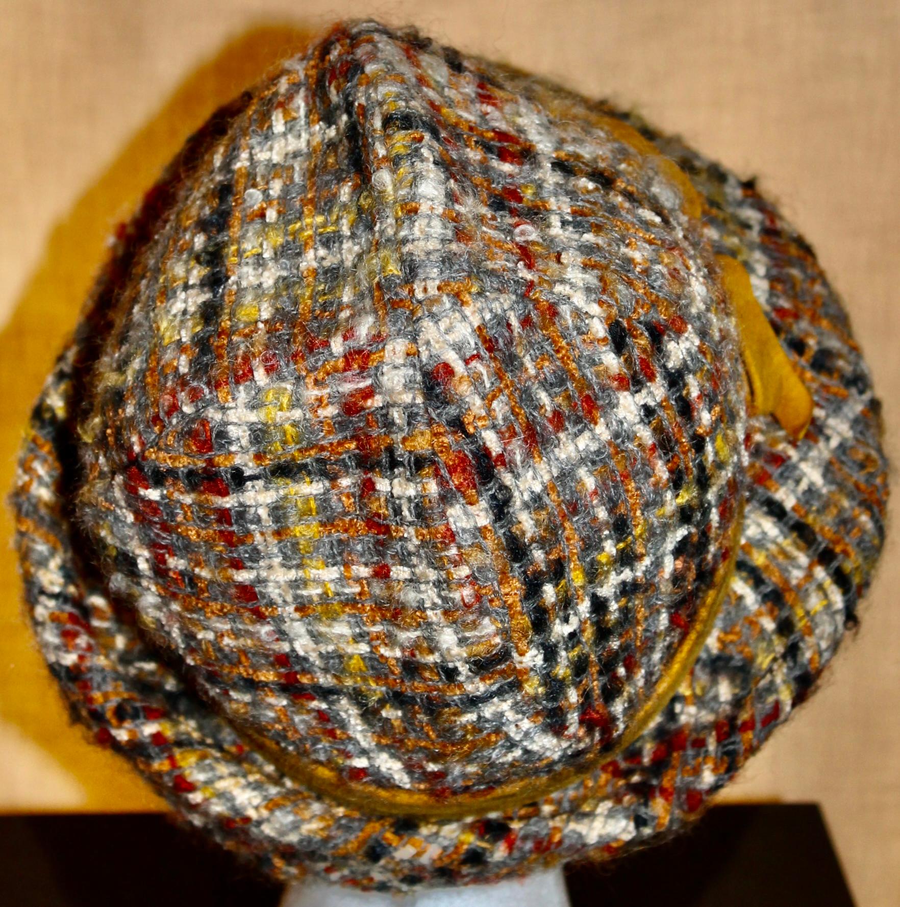 Christian Dior Chapeaux París Otoño 1970 Tweed en venta 4