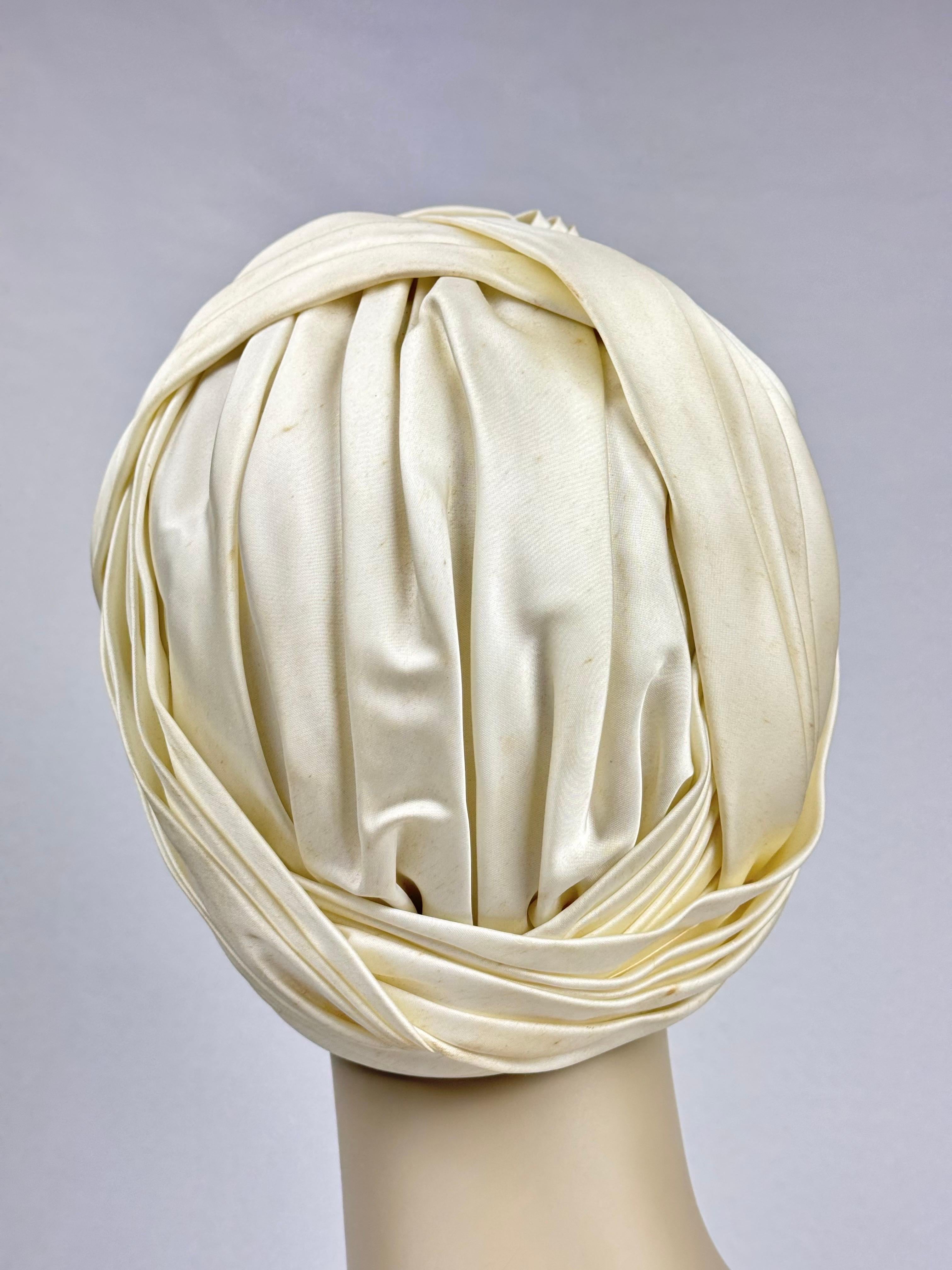 Christian Dior Chapeaux Silk Turbin With Rhinestone Accents For Sale 4