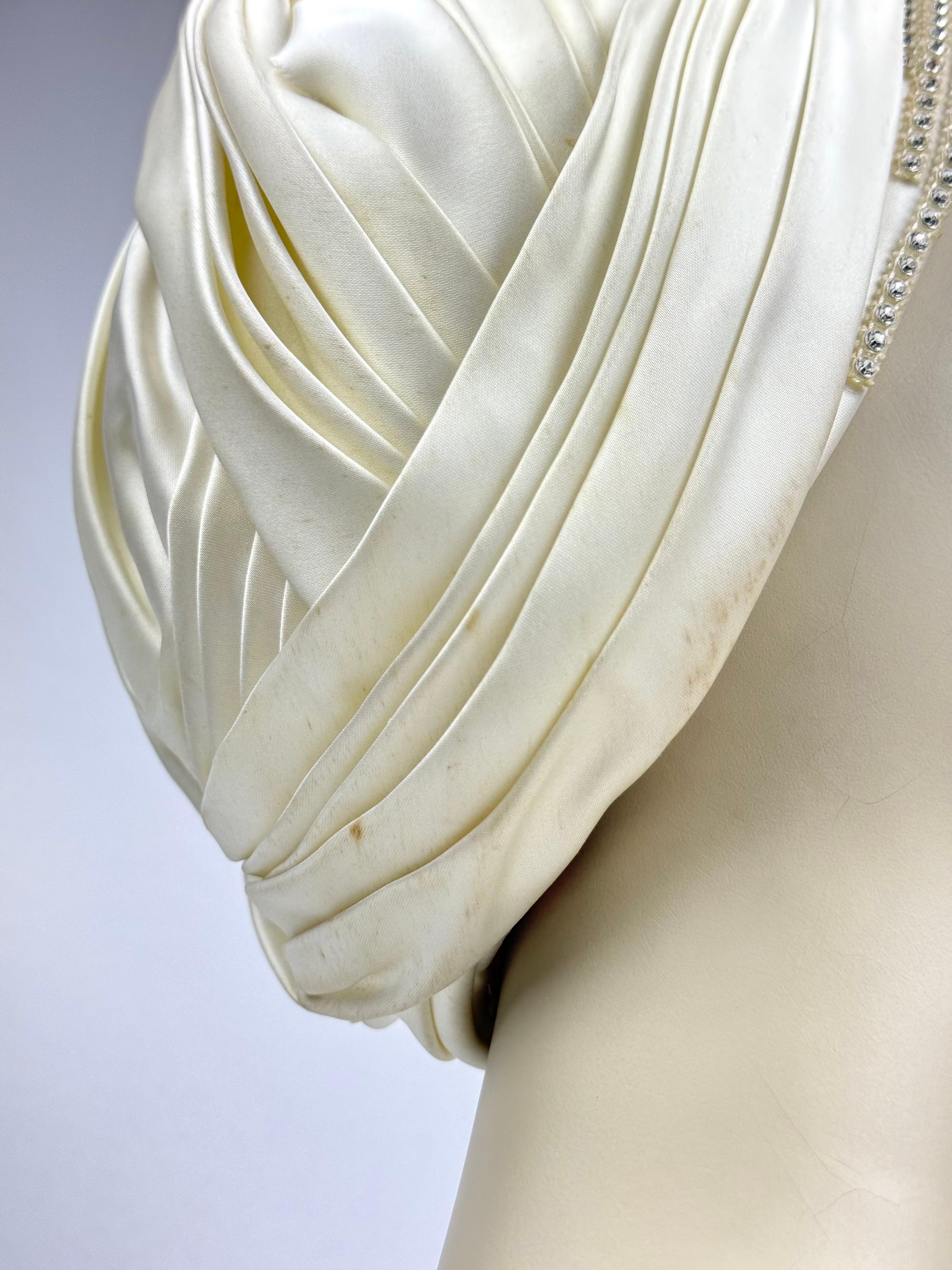 Christian Dior Chapeaux Silk Turbin With Rhinestone Accents For Sale 6